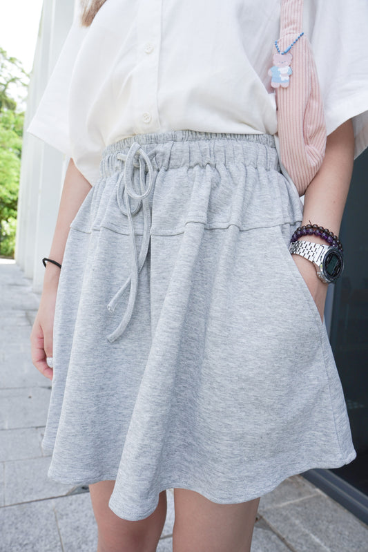 <現貨> 自家製 休閒運動風!針織橡筋綁帶A字半身口袋短裙(含打底)