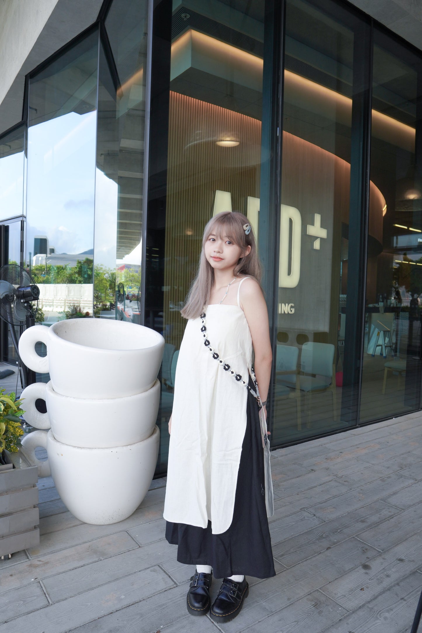 <預訂> CAFE打卡之選!棉麻吊帶後綁帶開叉連身長裙外搭|兩色入