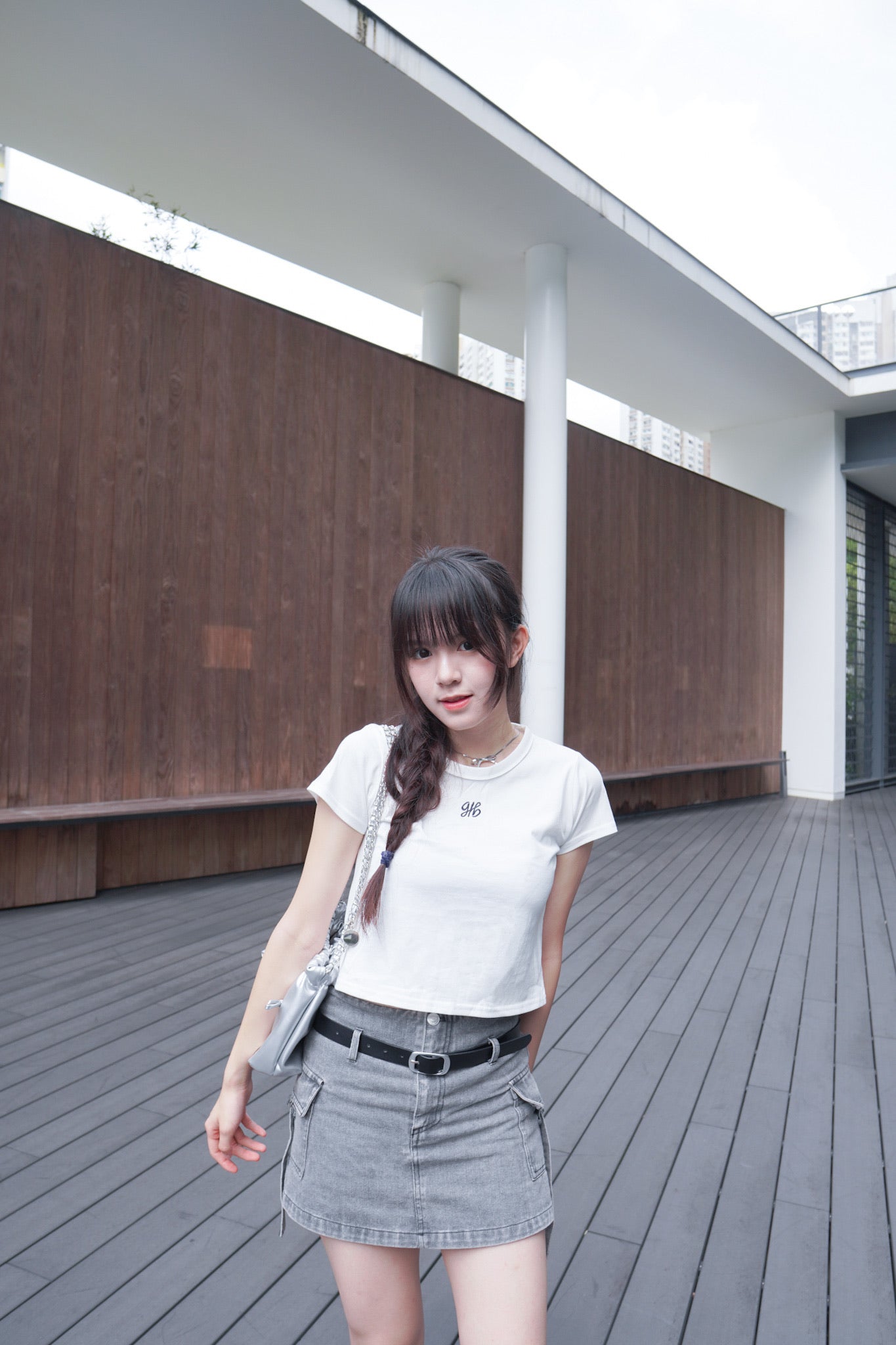 <預訂> Monogram刺繡短款Tshirt | 兩色入
