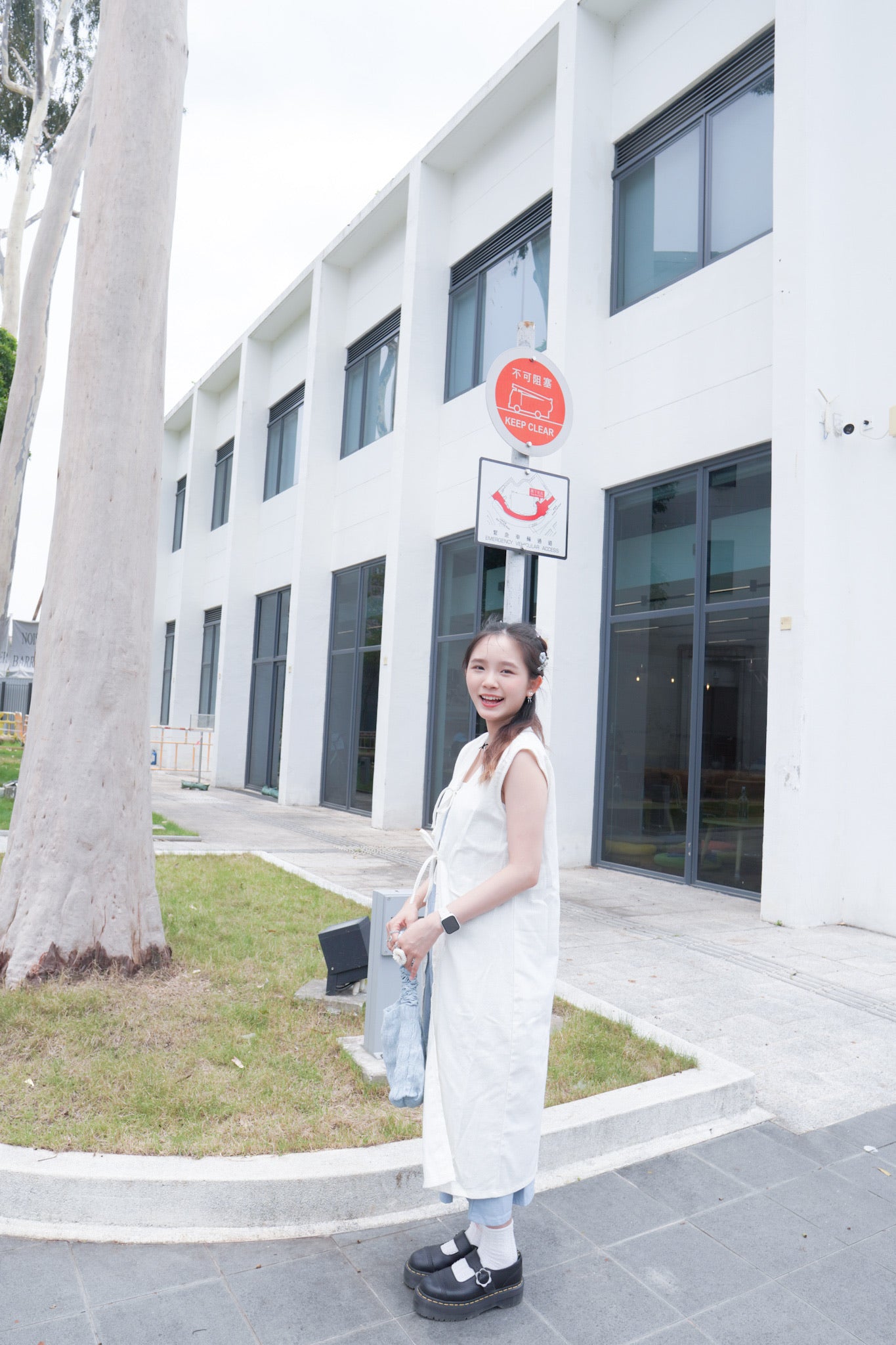<預訂> 2024夏新款!棉麻背心綁帶開叉連身長裙外搭|兩色入