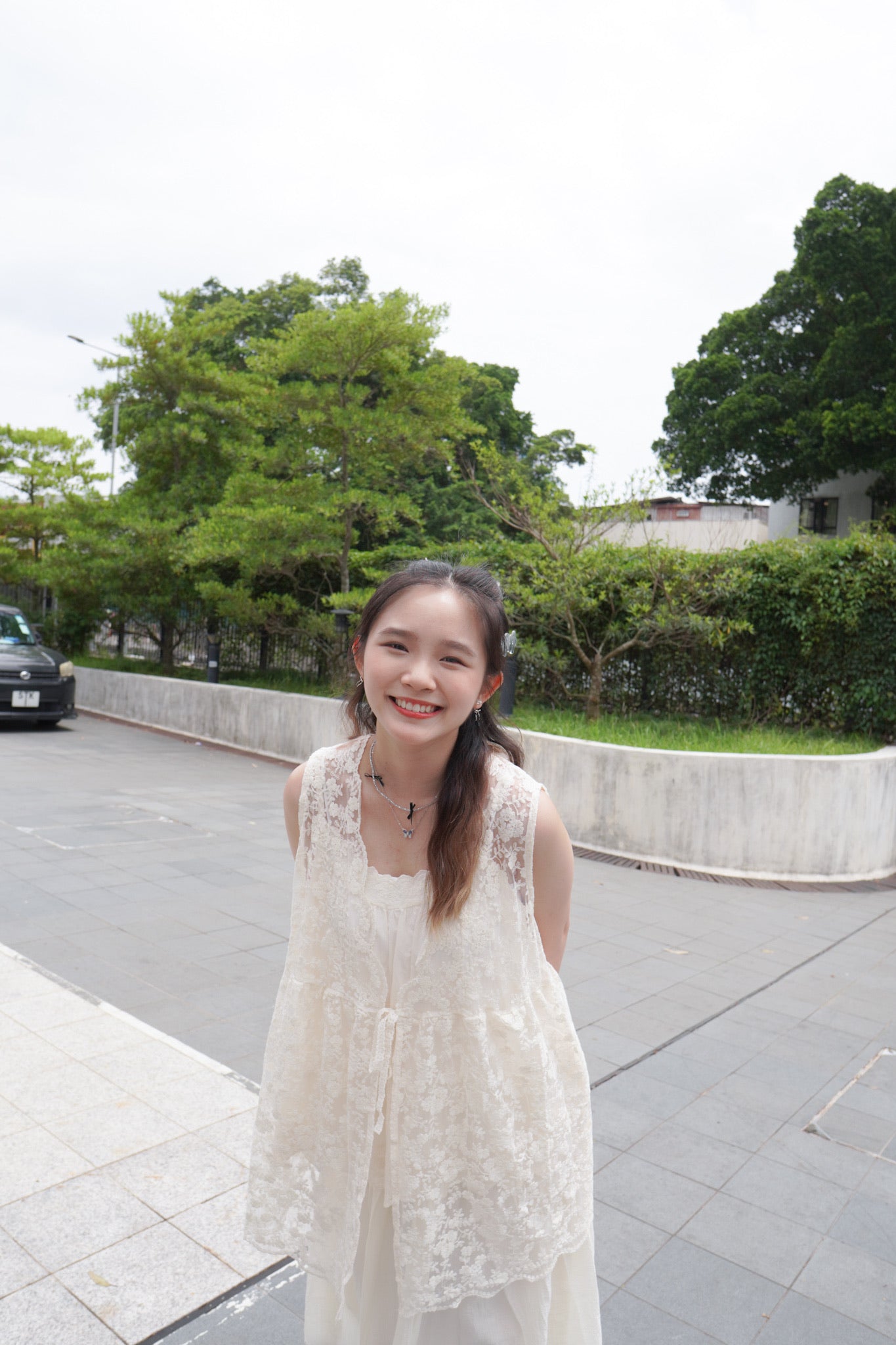 <預訂> 自家製 奶油tone寬鬆綉花疊穿吊帶背心