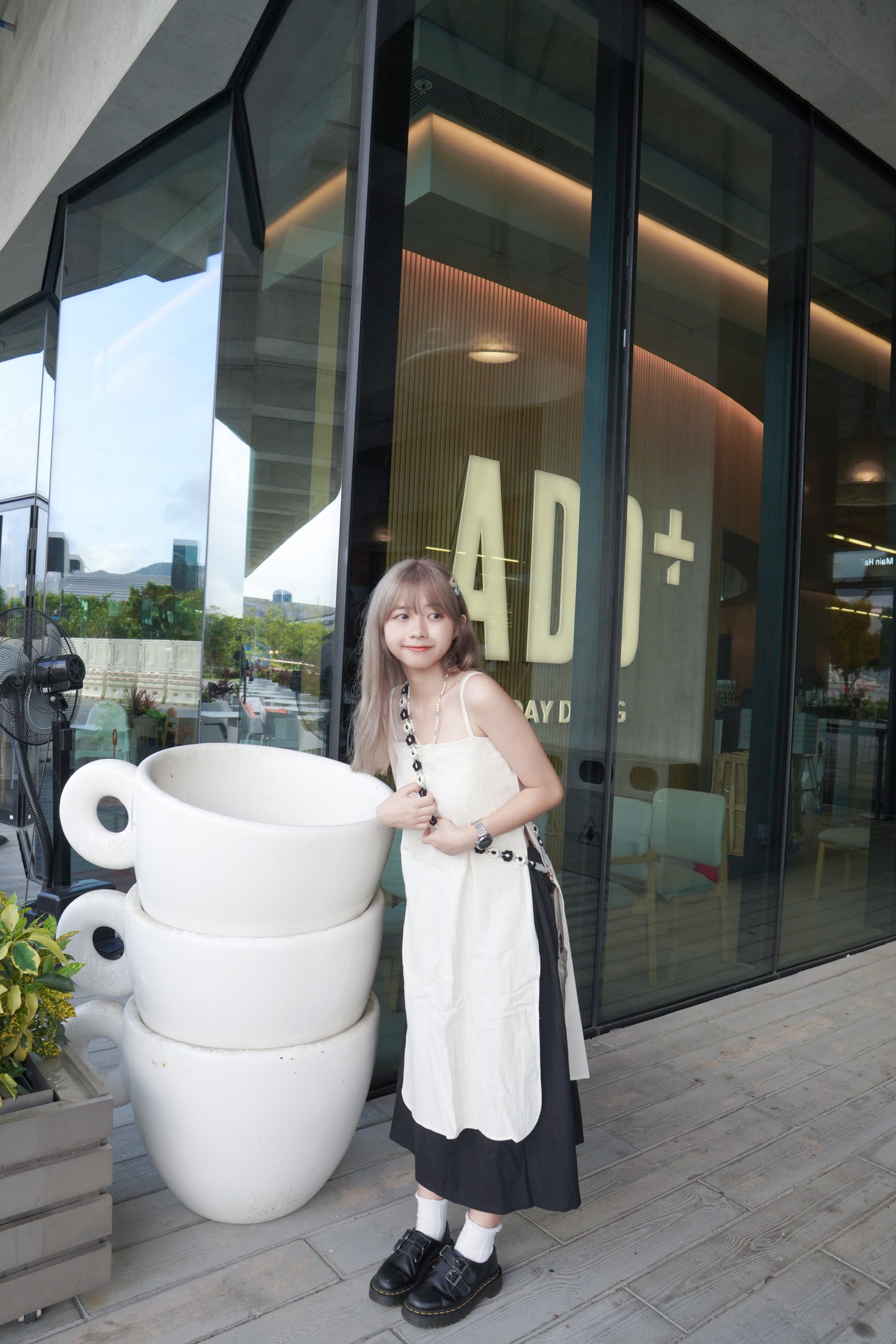 <預訂> CAFE打卡之選!棉麻吊帶後綁帶開叉連身長裙外搭|兩色入