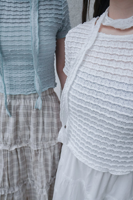 <預訂> 2025夏大推! 立體波浪紋蕾絲上衣 (附綁帶)|兩色入