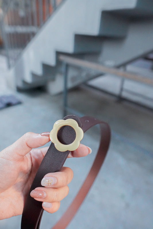 <預訂> 小眾款♡大花朵細皮帶|兩色入