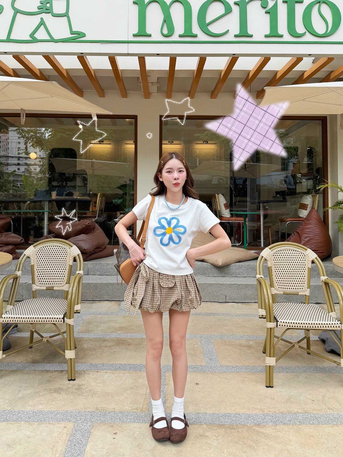 <預訂> 泰國小眾品牌🇹🇭 立體刺繡工藝花花圓領Crop Tee上衣 | 三色入