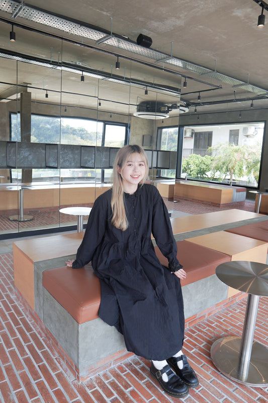 <預訂> 自家製 寬鬆蕾絲娃娃領泡泡袖長袖Ops|兩色入