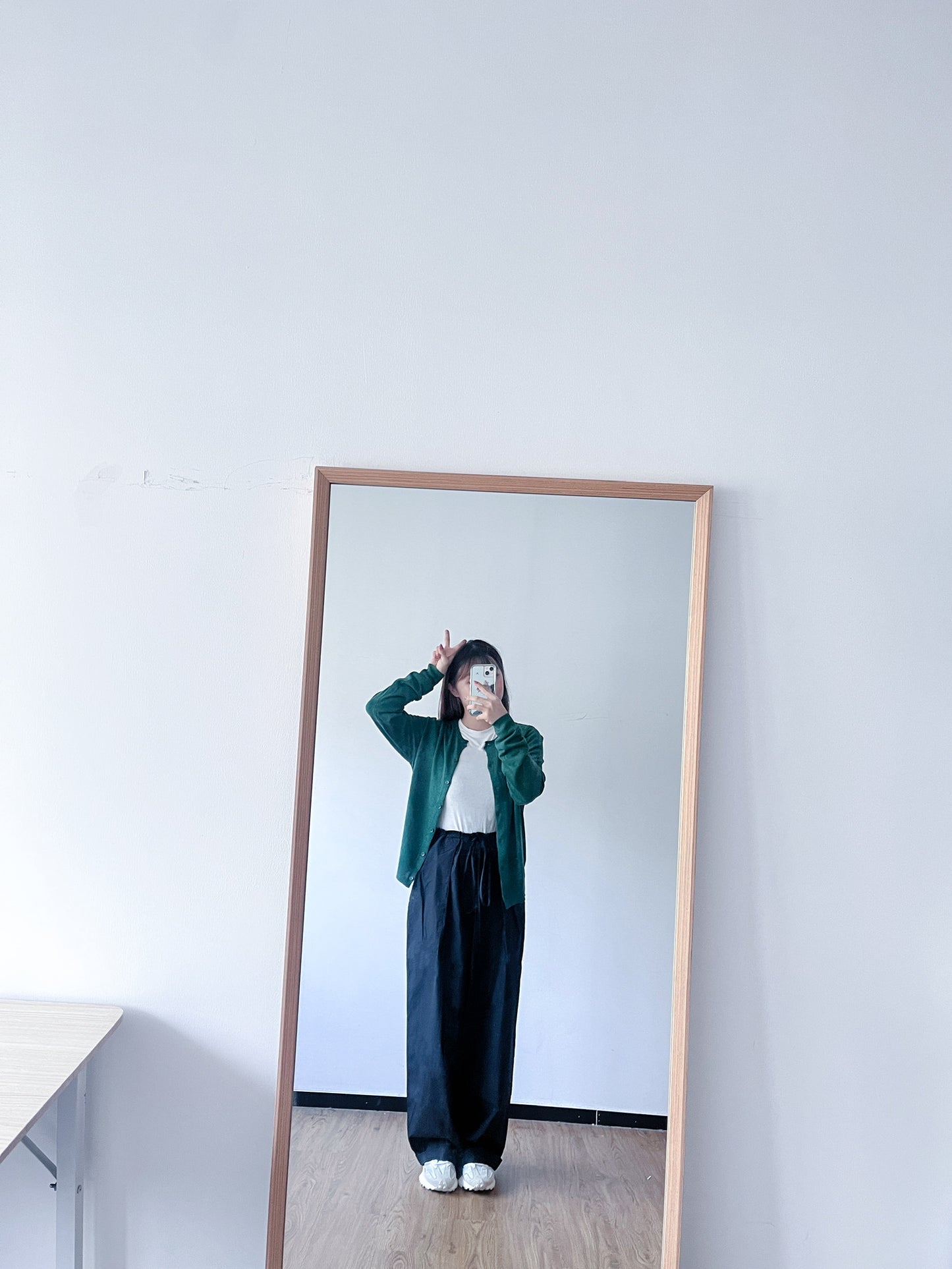 <預訂> 首批優惠💚 自家製 多色超親膚薄款長袖針織外套|墨綠