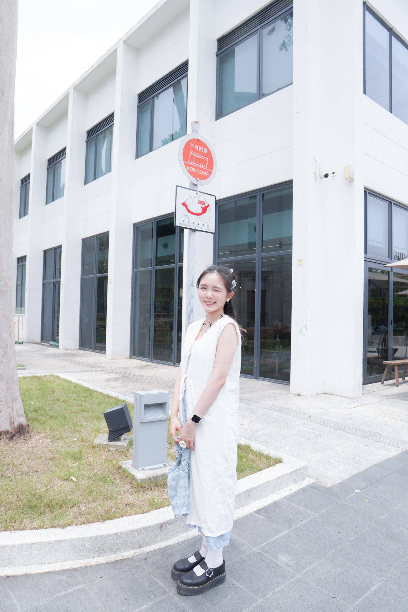 <預訂> 2024夏新款!棉麻背心綁帶開叉連身長裙外搭|兩色入