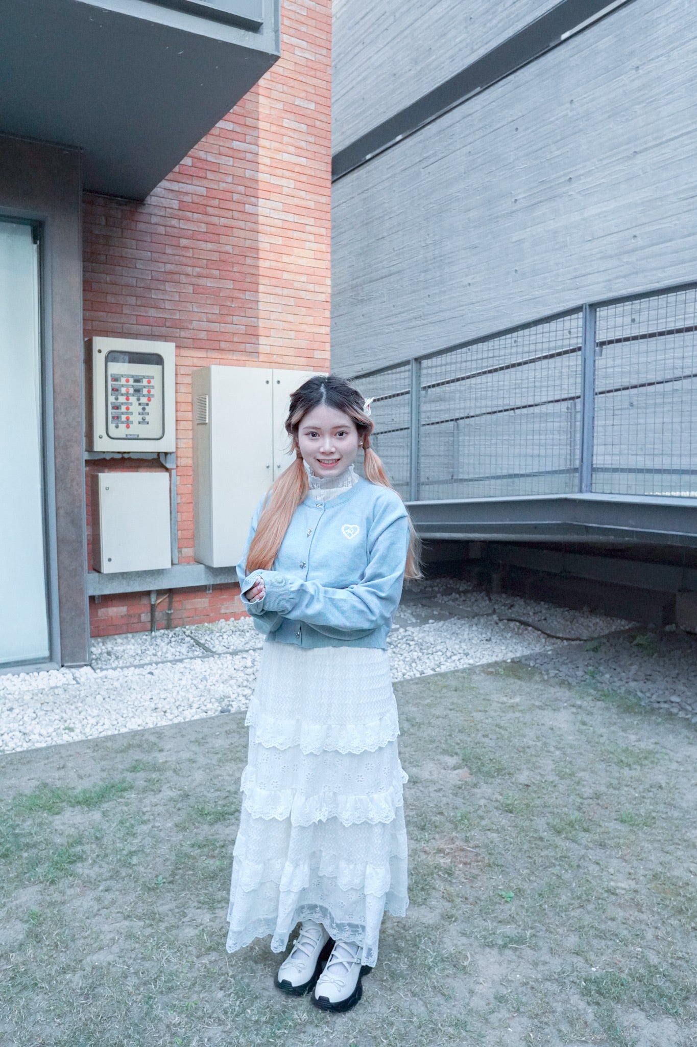 <預訂> 自家製 超保暖♡ 鏤空蕾絲四層半身長裙(含內襯)