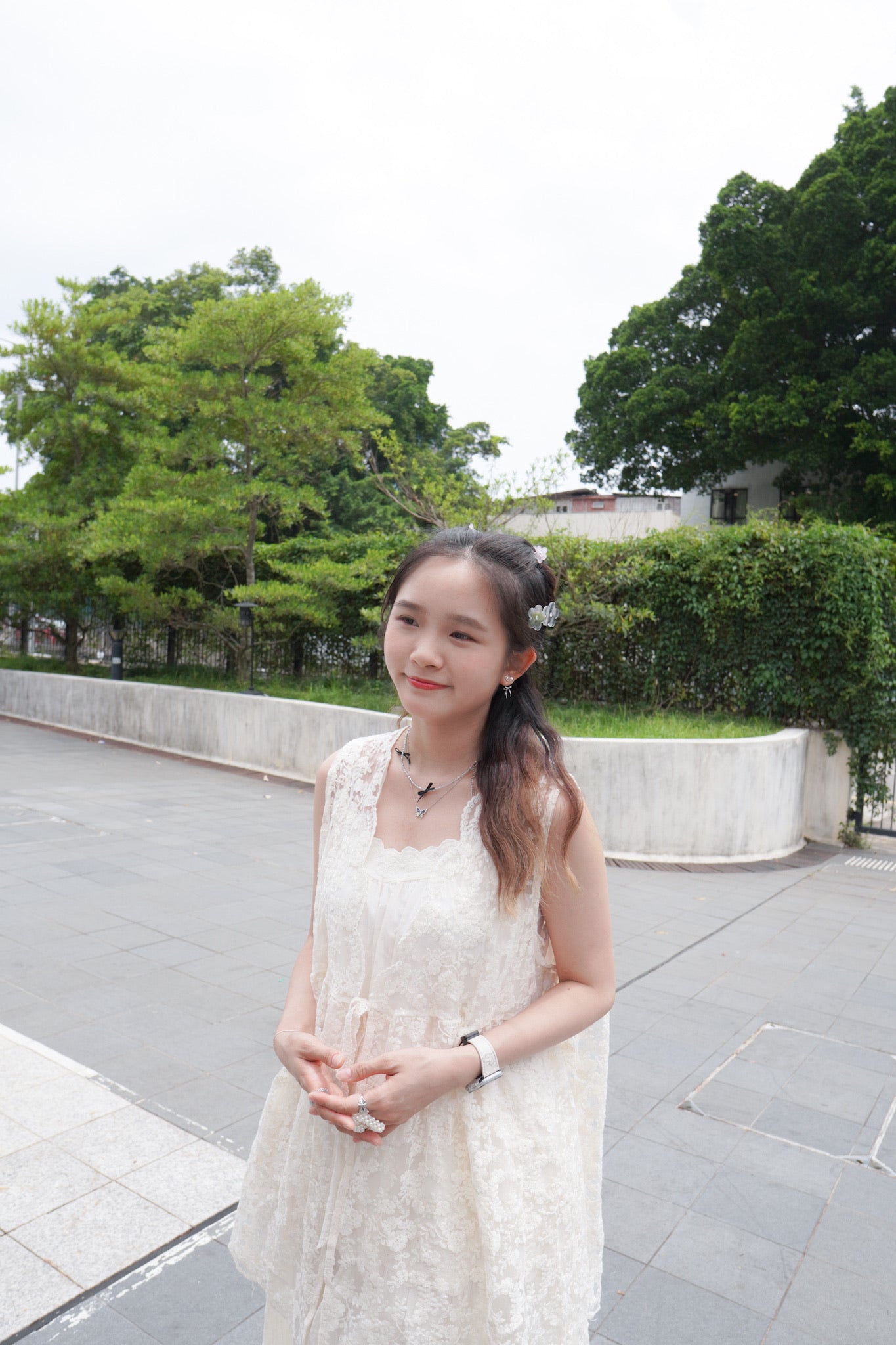 <預訂> 自家製 奶油tone寬鬆綉花疊穿吊帶背心