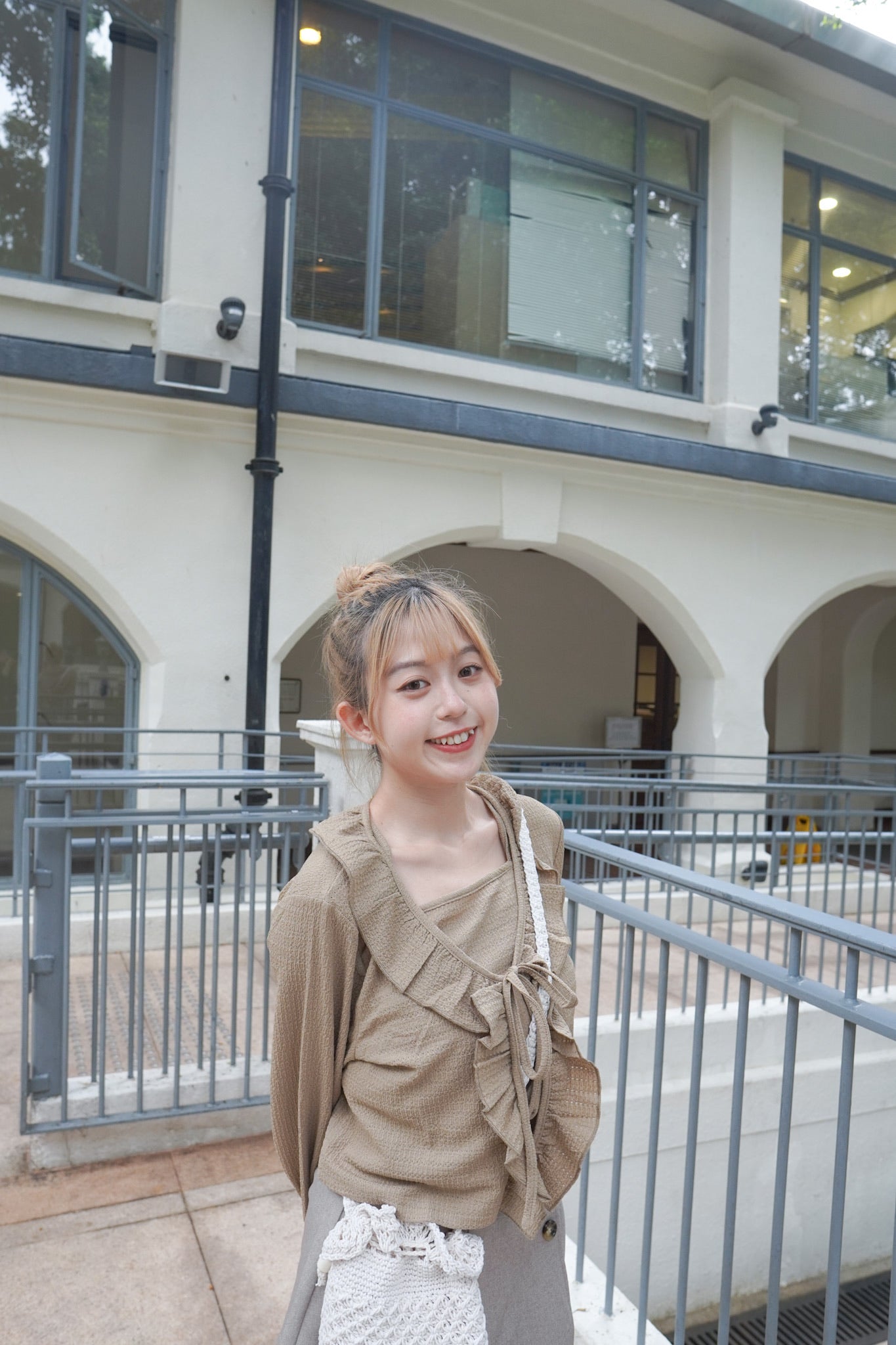 <預訂> 小眾交叉吊帶背心+Ruffle邊開胸外套兩件套套裝|三色入