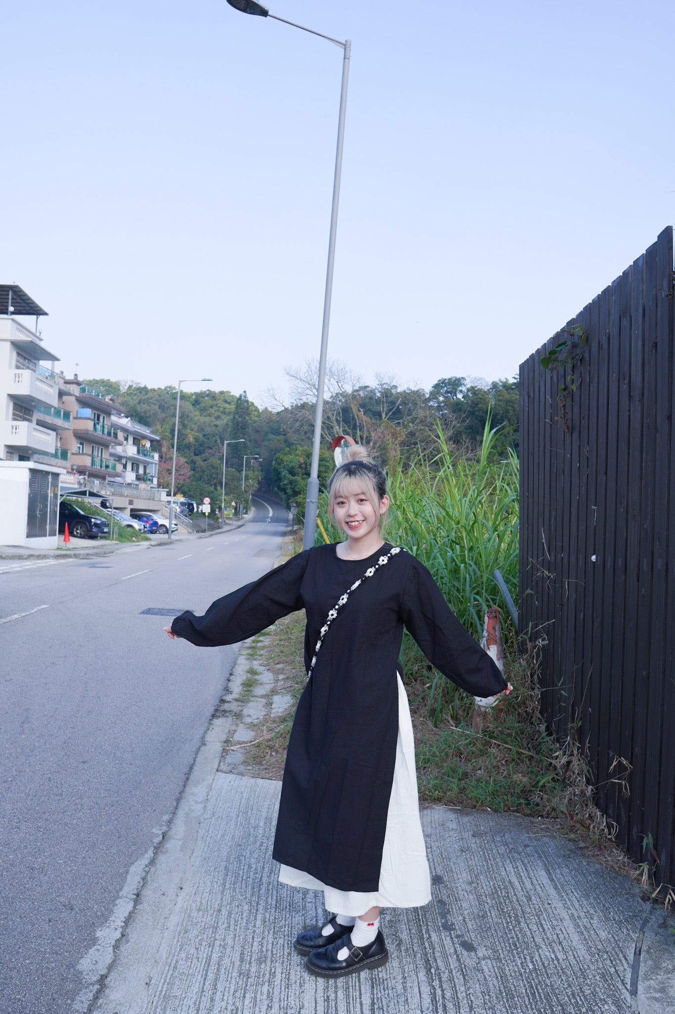 <預訂> 小眾之選!棉麻泡泡長袖開叉綁帶連身長裙外搭|兩色入