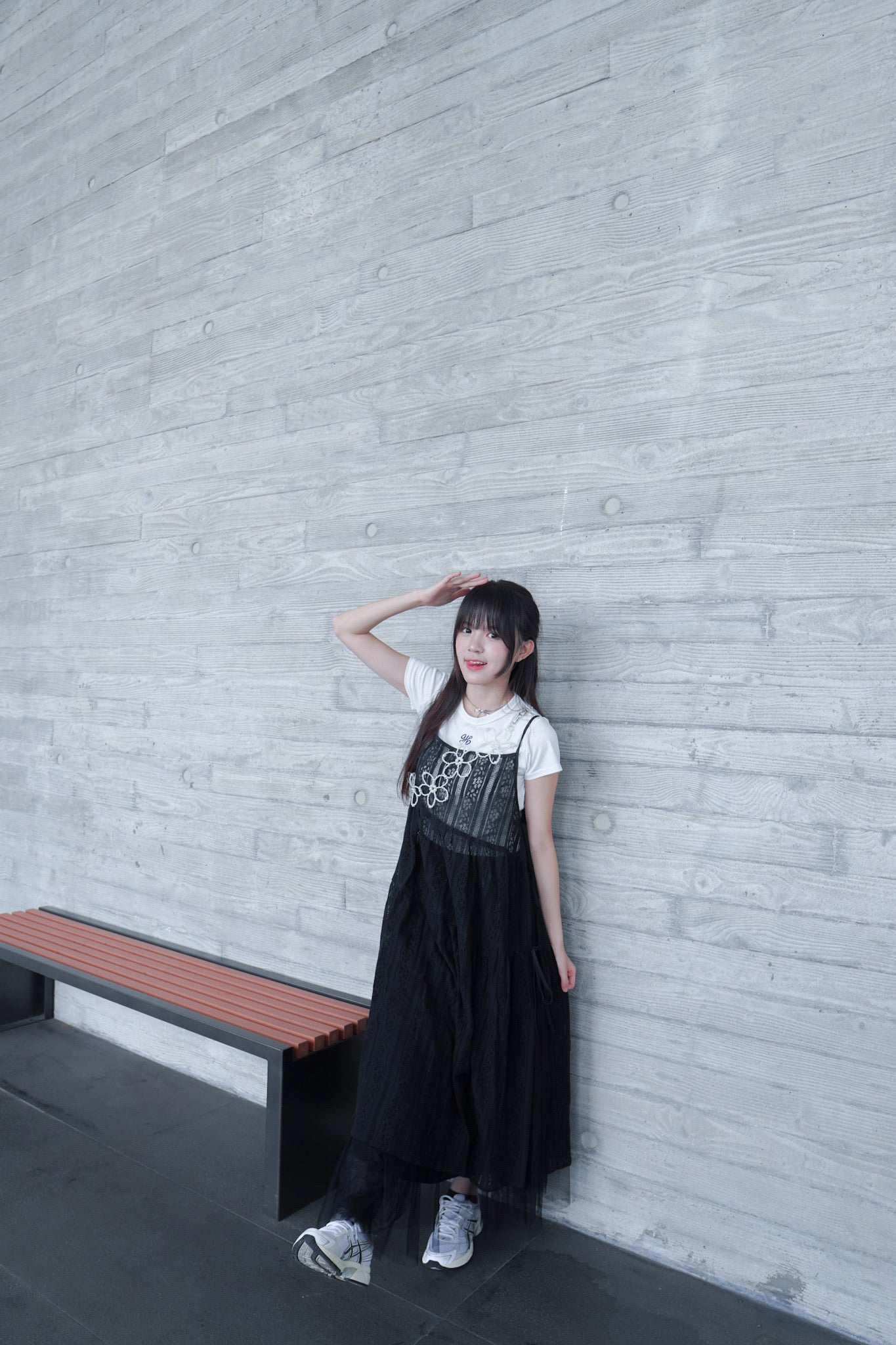 <預訂> Monogram刺繡短款Tshirt | 兩色入