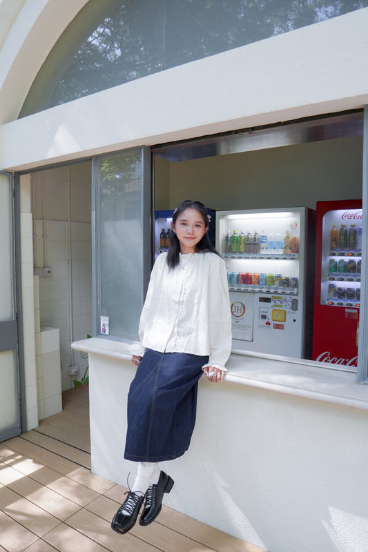 <現貨> 自家製 奶杏娃娃領蕾絲長袖裇衫