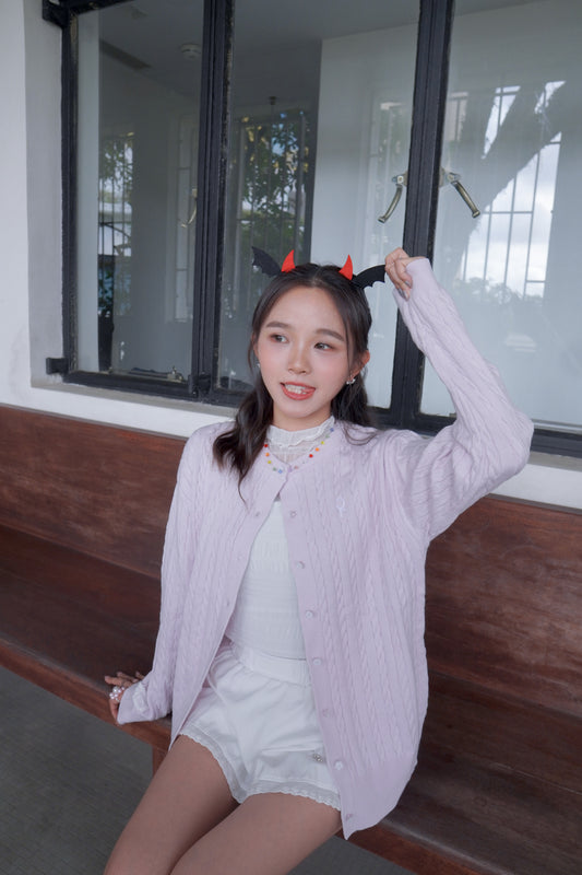 <現貨> 超可愛糖果色~棉花中長款花朵扣麻花開胸外套|薰衣草紫