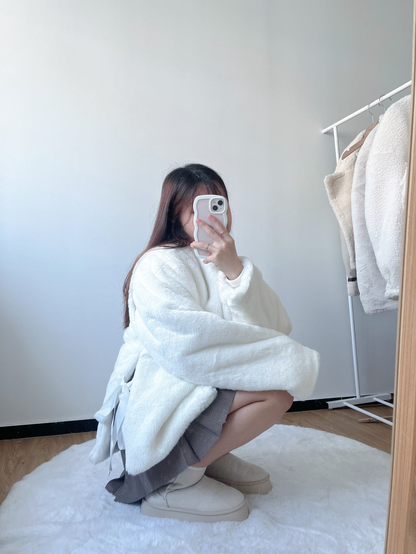 <預訂> 2-Ways 毛茸茸蝴蝶結毛皮背心外套|三色入