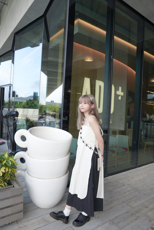 <預訂> CAFE打卡之選!棉麻吊帶後綁帶開叉連身長裙外搭|兩色入