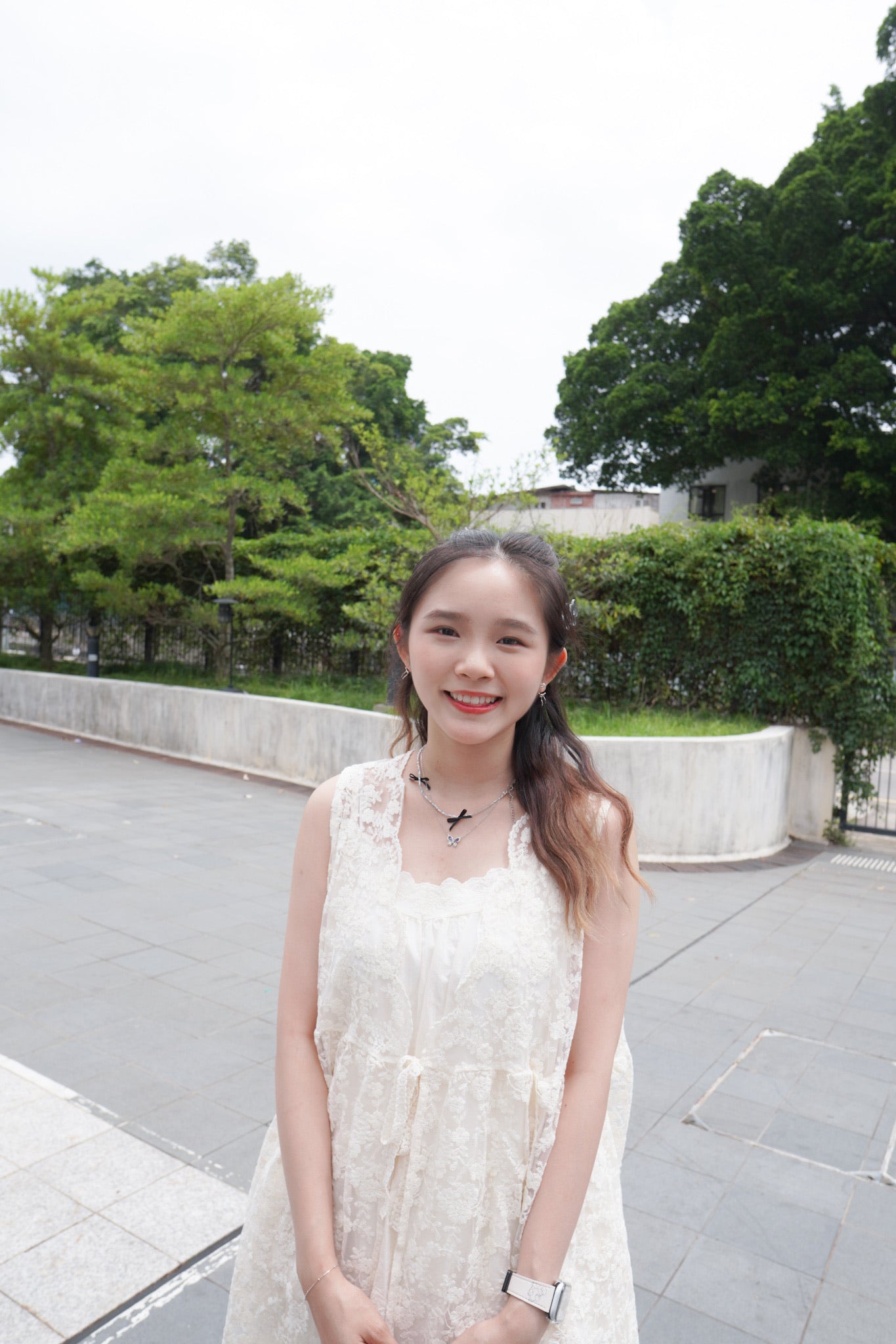 <預訂> 自家製 奶油tone寬鬆綉花疊穿吊帶背心