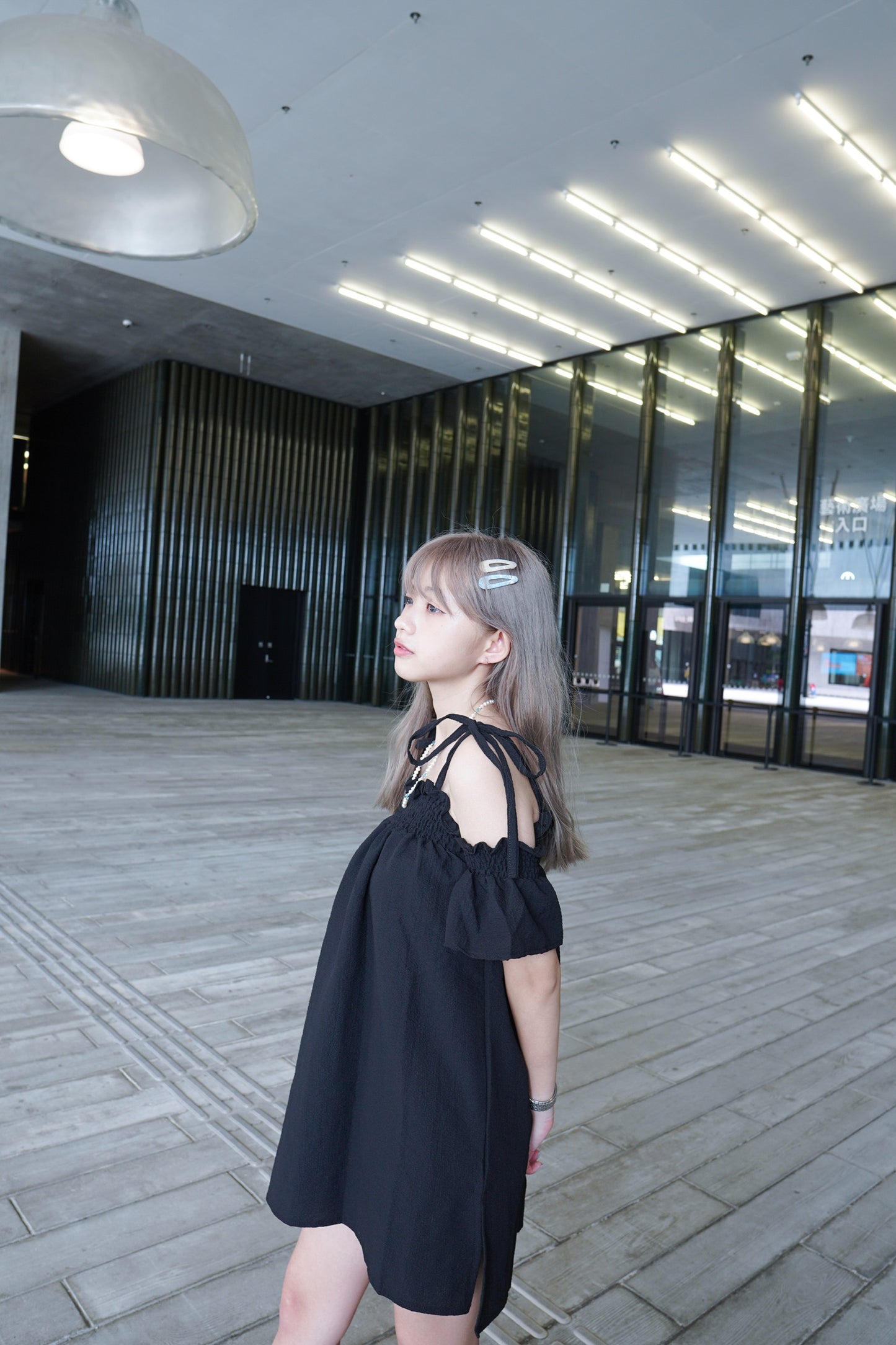 <現貨>皺褶小露肩夏日綁帶連身短裙(含打底)|三色入