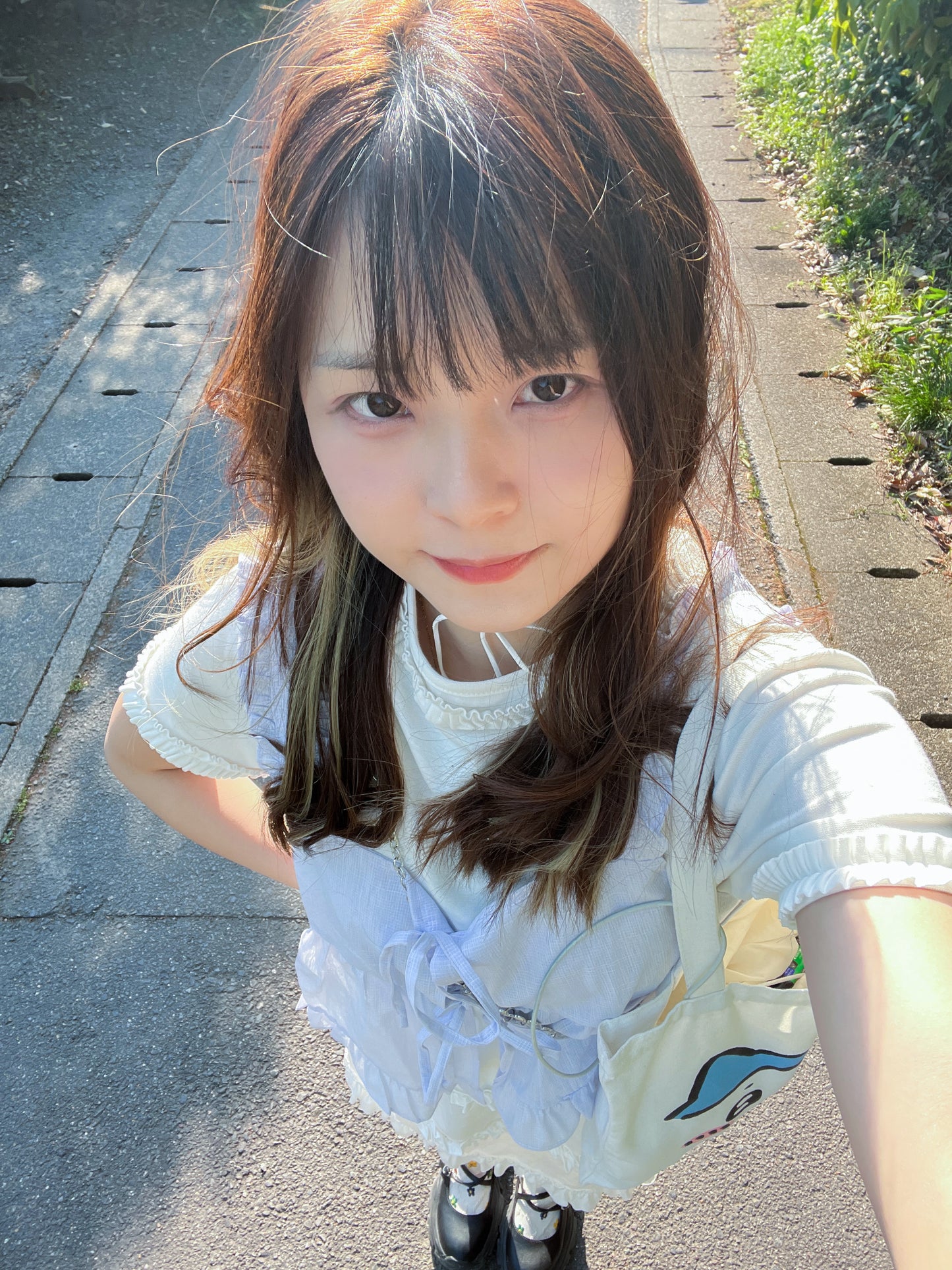 <預訂> 自家製 獨家款ruffle邊短袖百搭Tee