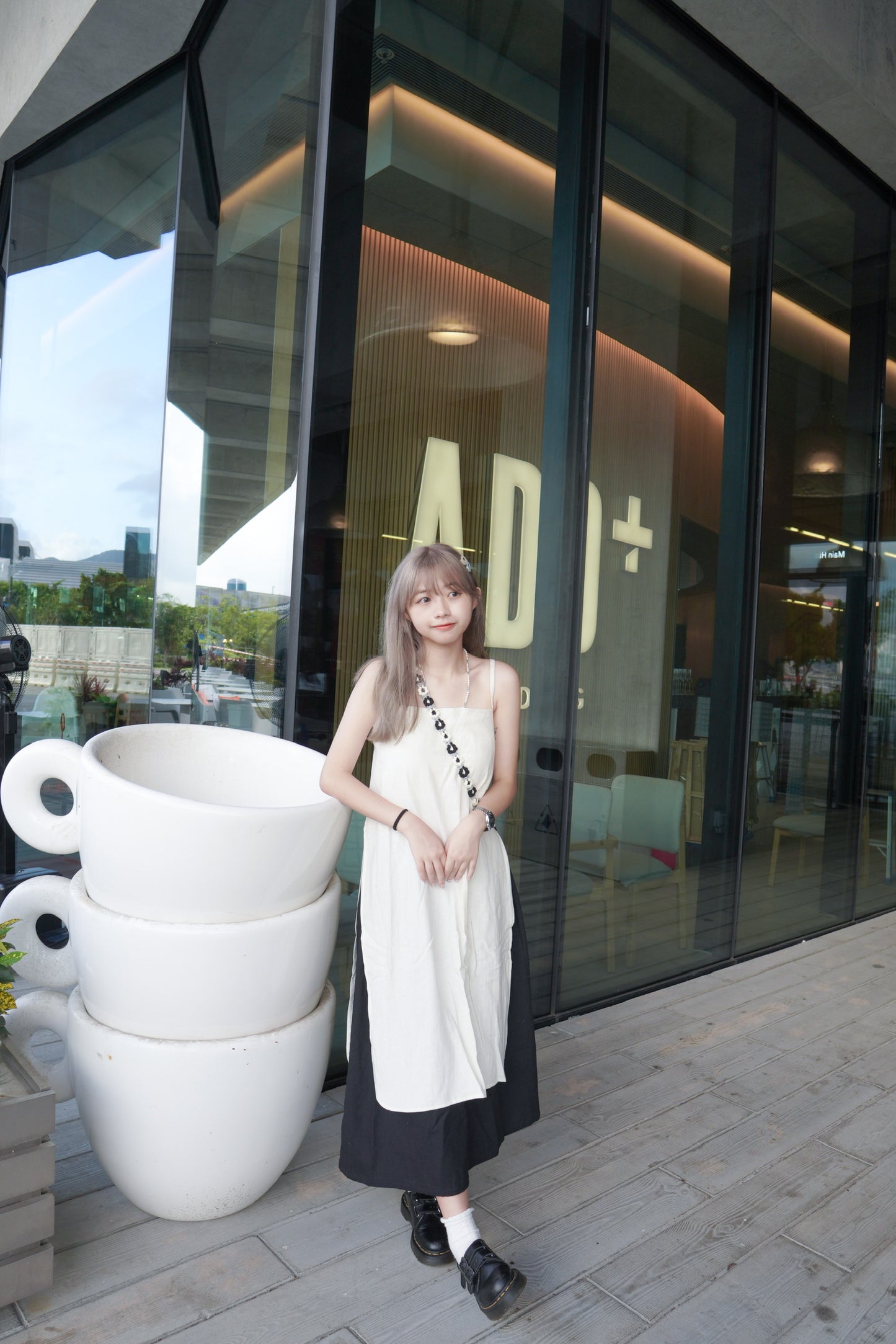 <預訂> CAFE打卡之選!棉麻吊帶後綁帶開叉連身長裙外搭|兩色入