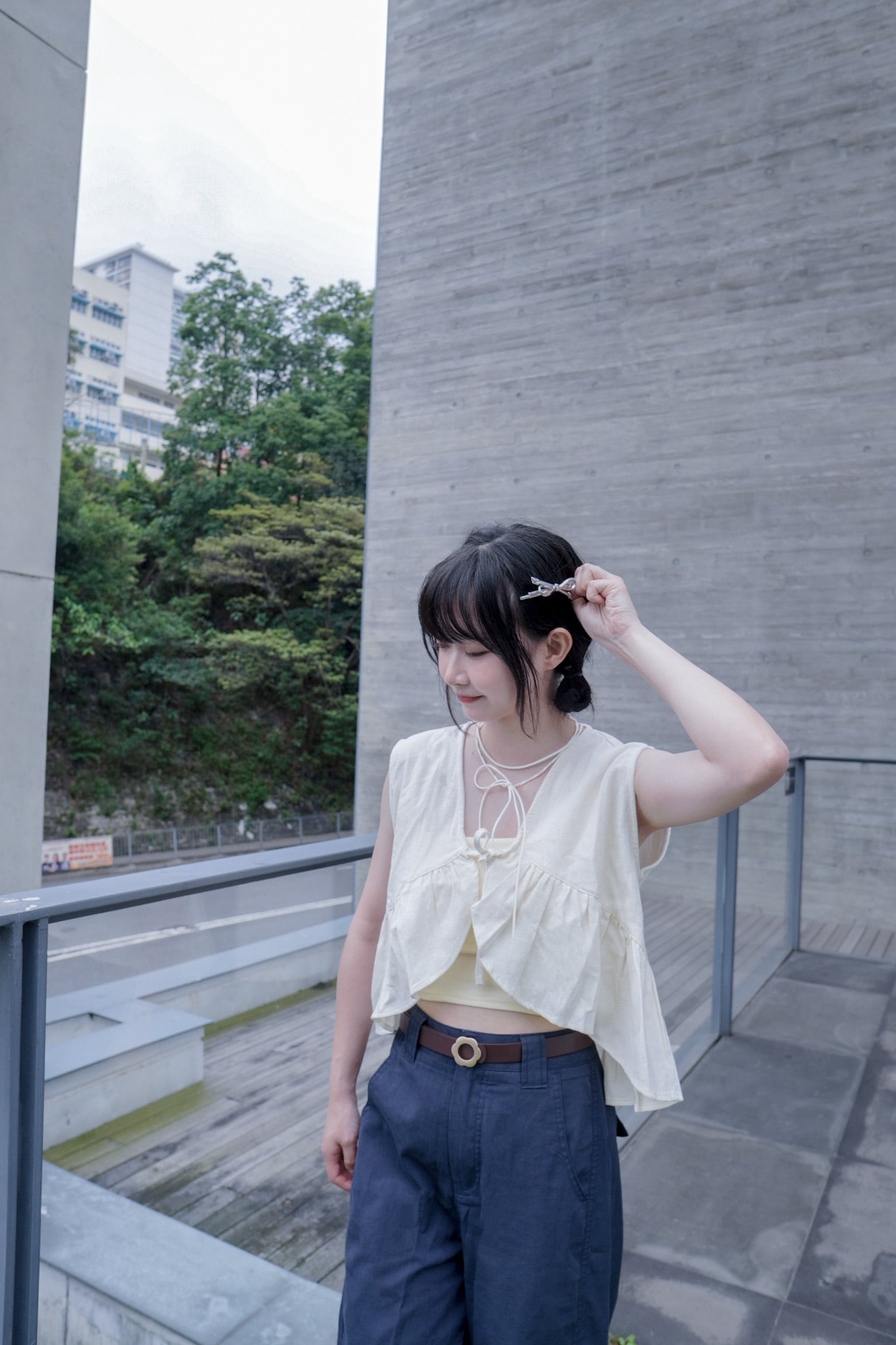 <預訂> 小眾款♡大花朵細皮帶|兩色入
