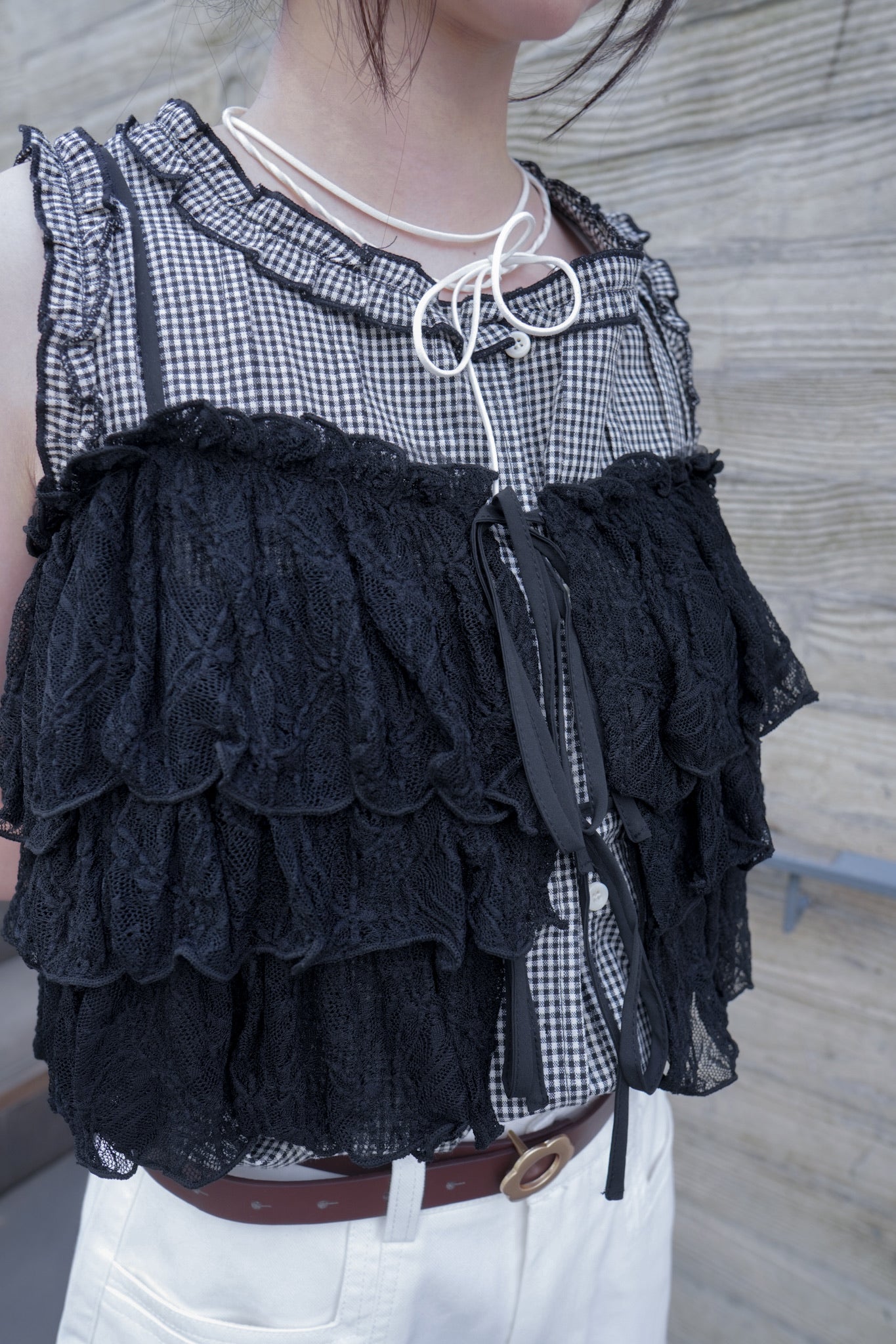 <預訂> 四季必須有! 蕾絲蝴蝶結荷葉邊吊帶外搭背心|兩色入