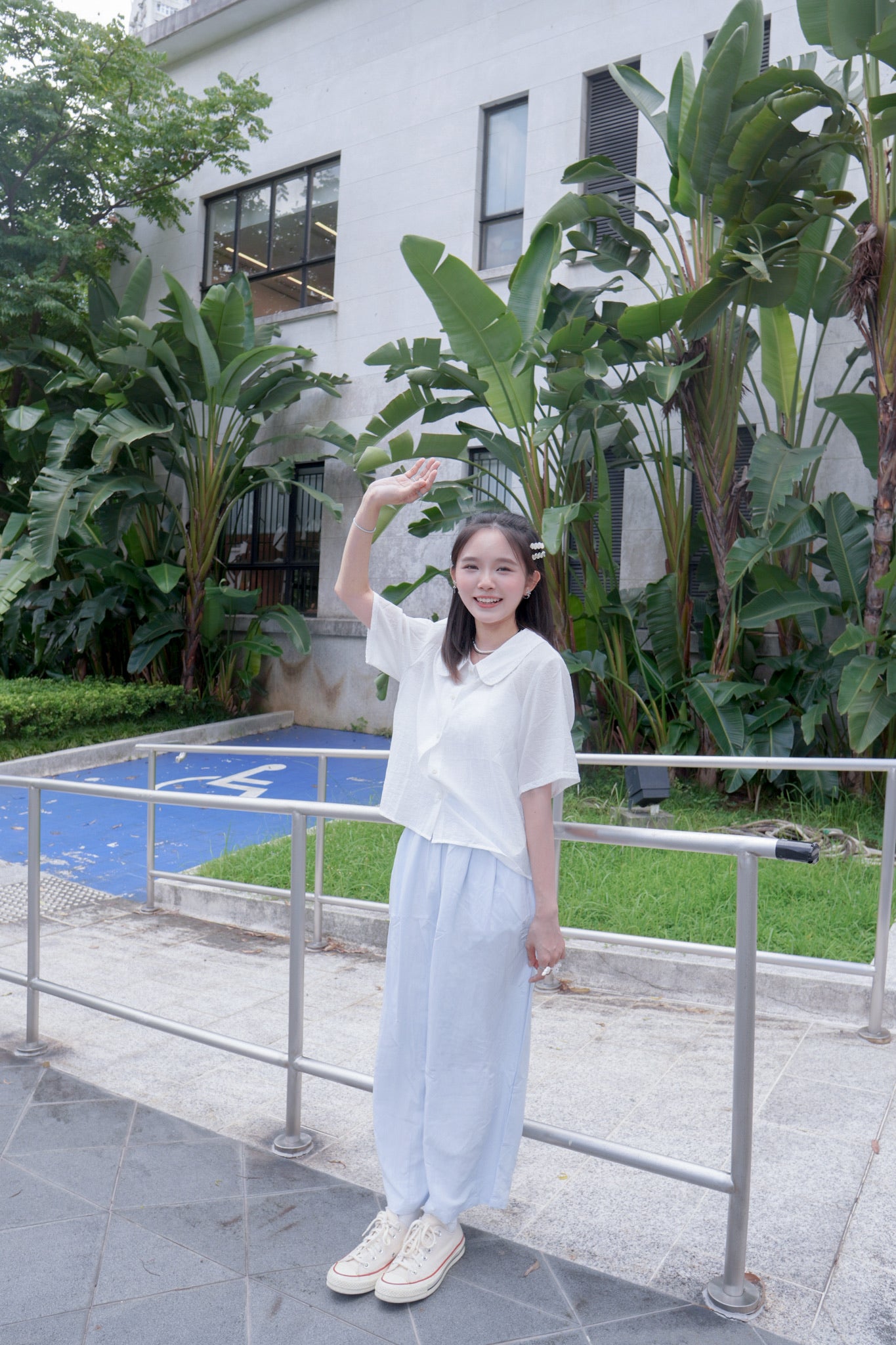 <現貨> 夏日專屬! 小奶白娃娃領短袖恤衫
