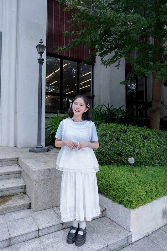 <現貨> 自家製 超修腿型! 花邊半身小白長裙
