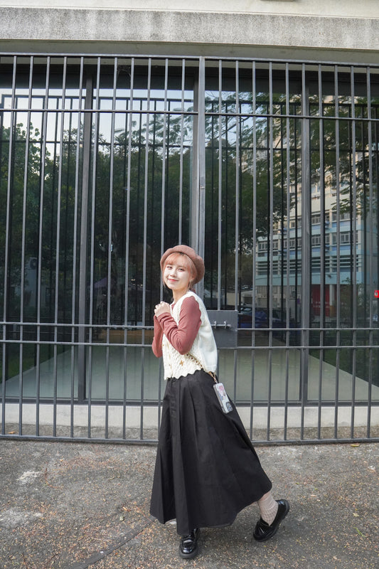 <現貨> 自家製 厚實不易起毛!針織人手繡花開胸麻花背心馬甲