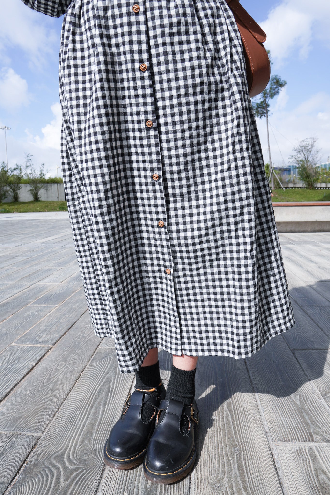 <現貨> 自家造貨 補貨了!棉質黑白格開胸鈕扣長袖Ops