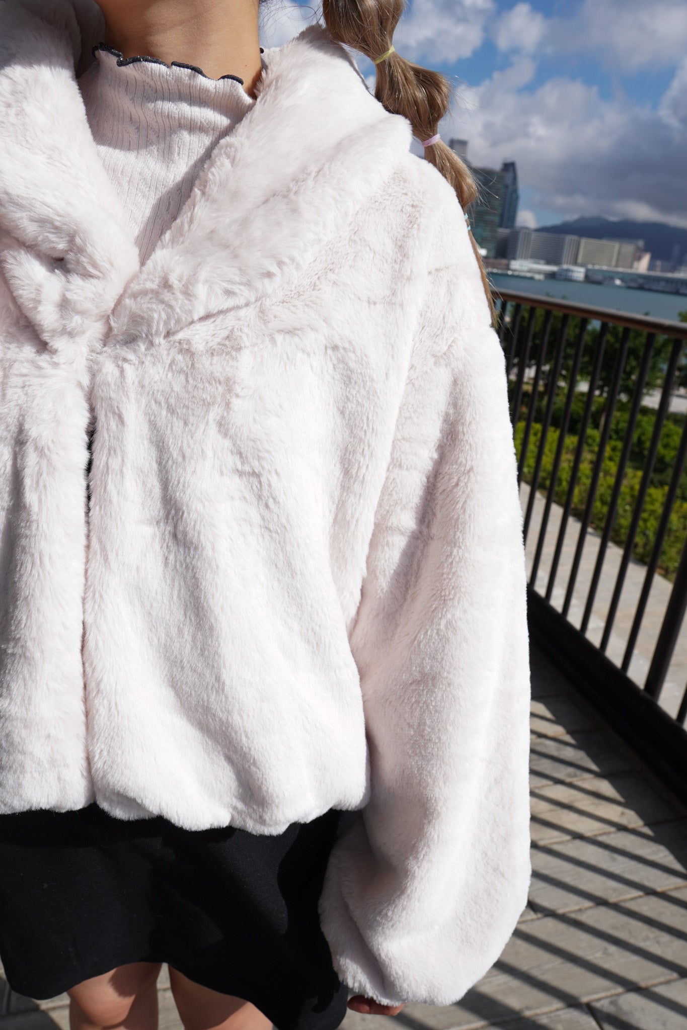<預訂> JP 摸上手超舒服!皮草毛毛反領束袖厚外套|兩色入