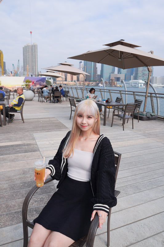 <預訂> 超修身!高腰彈性針織喇叭傘型短裙|兩色入