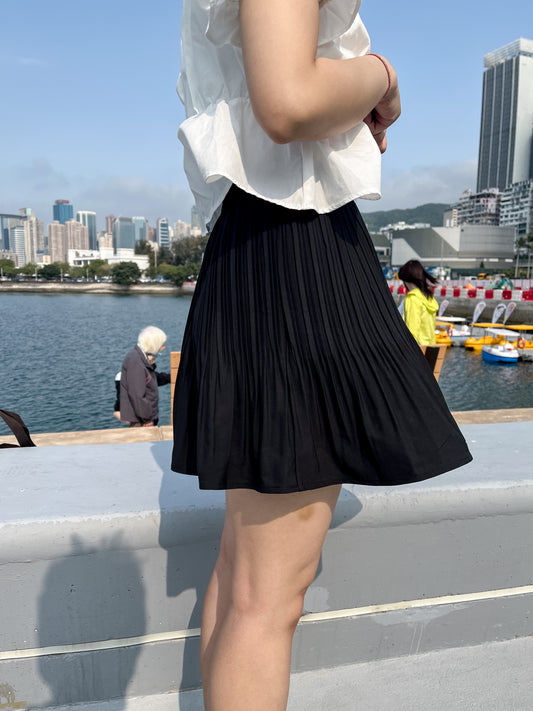 JP 四季可穿!氣質upupup!滑滑的磨砂直紋傘裙