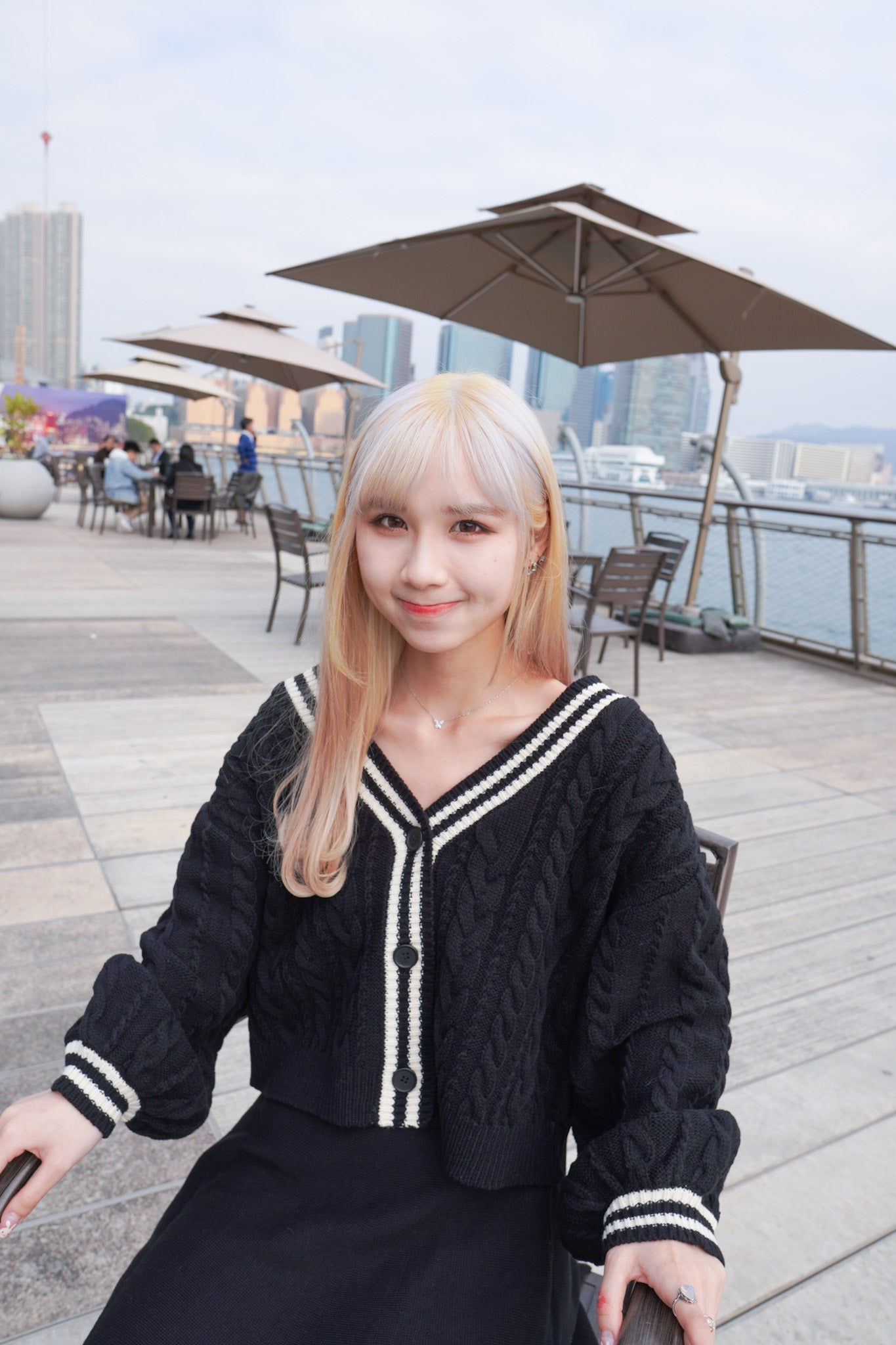 <預訂> 超修身!高腰彈性針織喇叭傘型短裙|兩色入