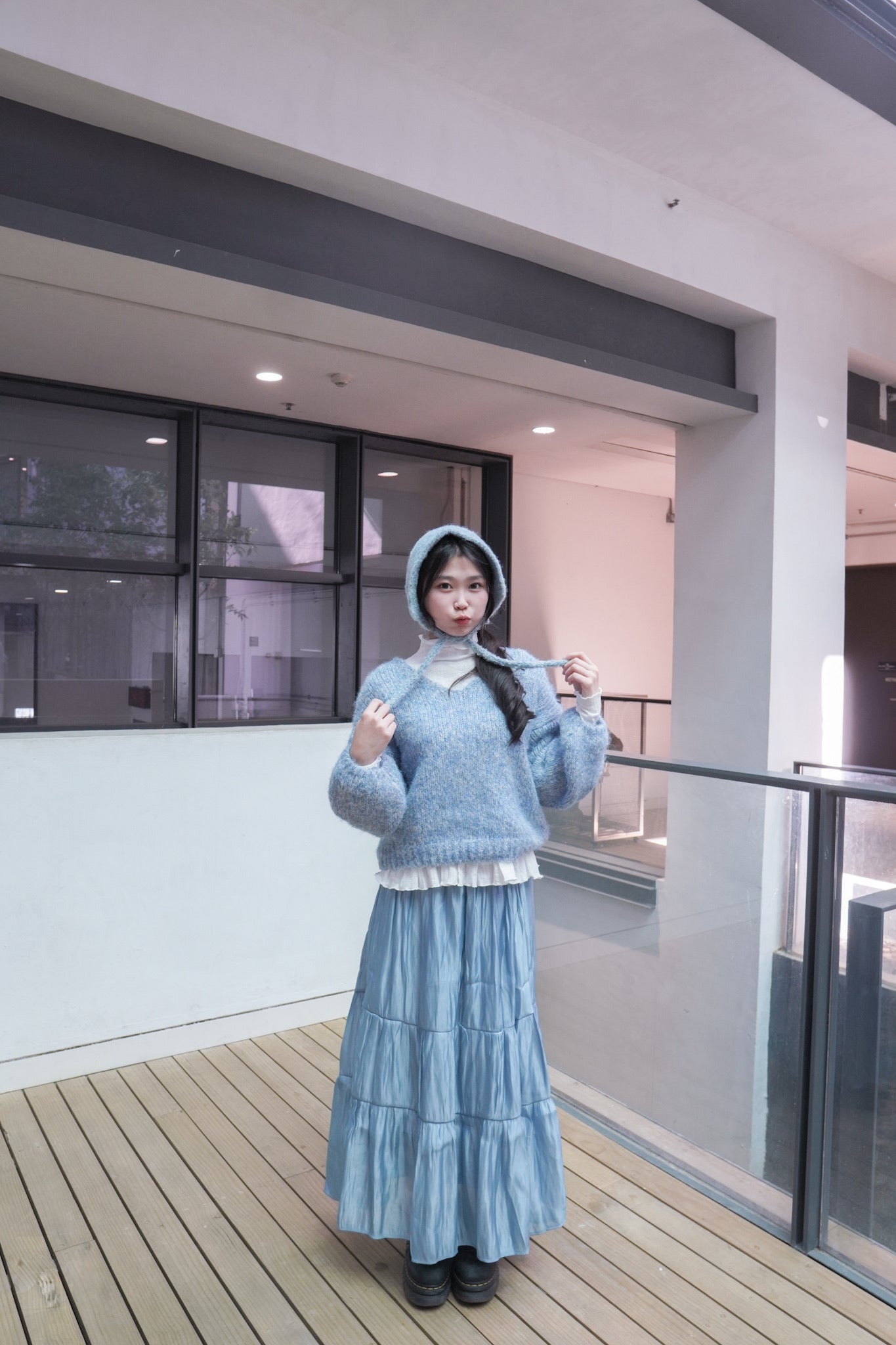 <預訂> 半高領ruffle邊傘型針織打底上衣