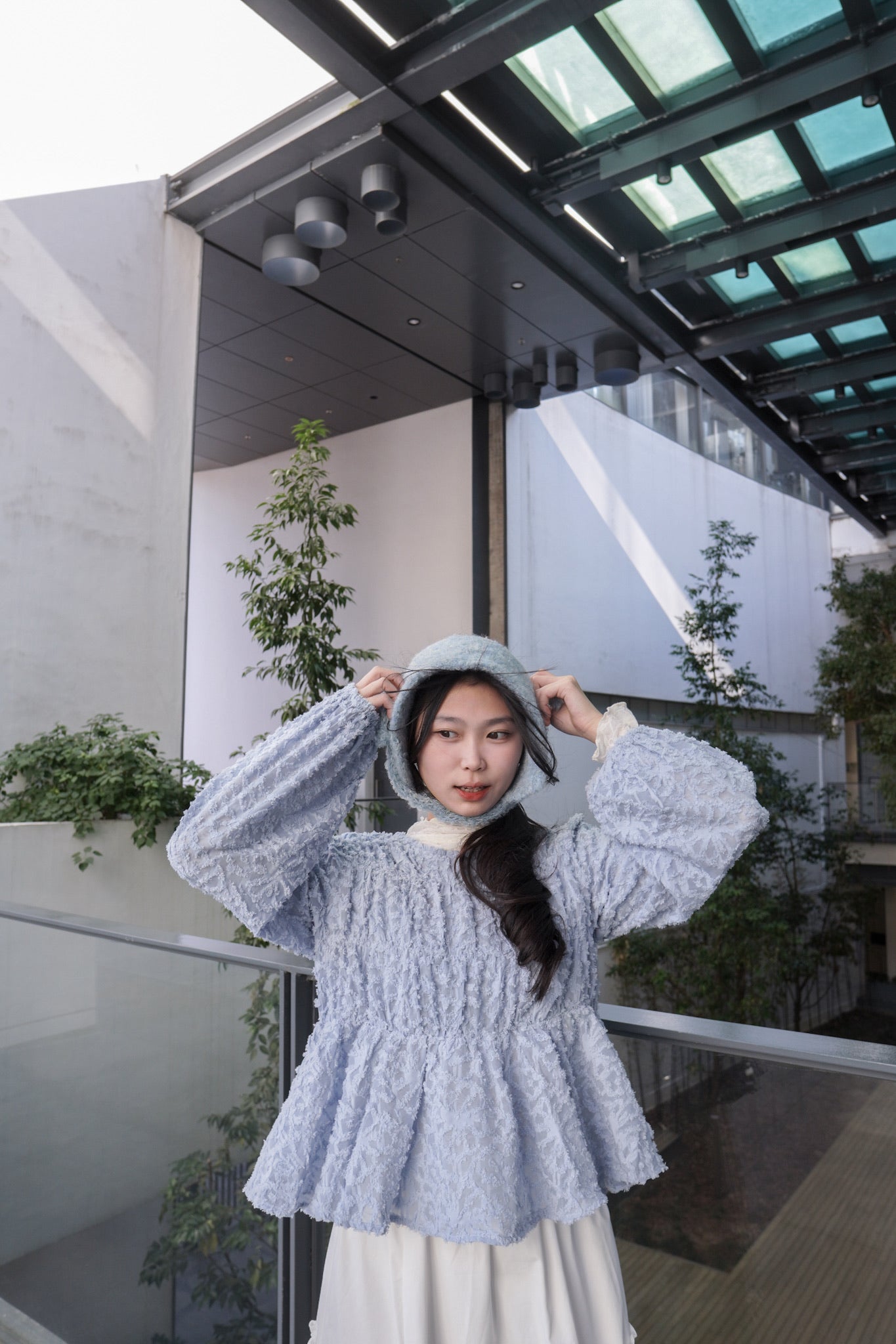 <現貨> 小眾提花ruffle邊高領打底上衣｜兩色入