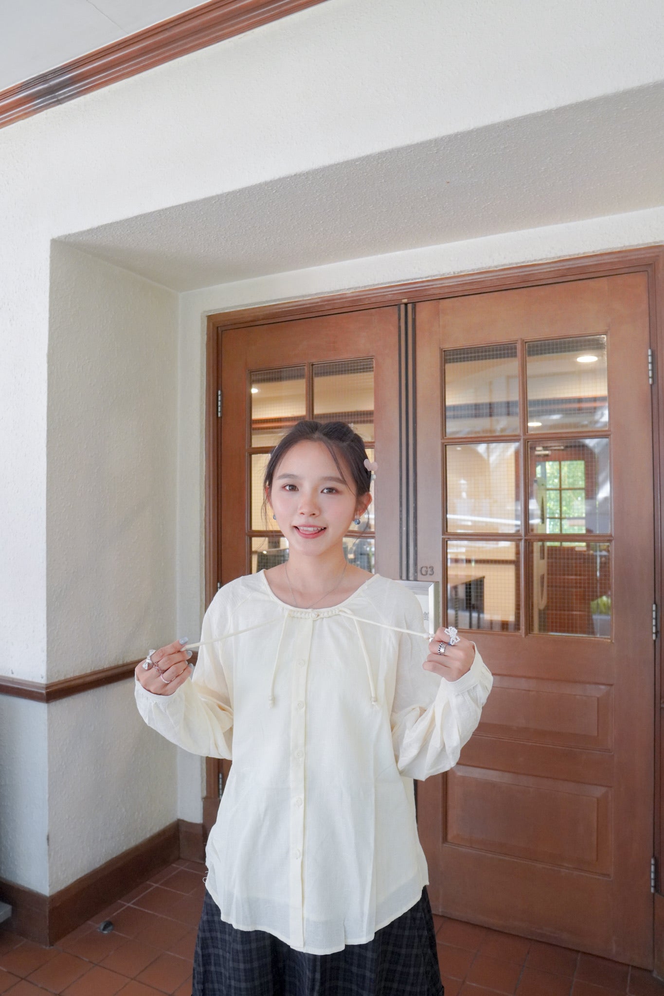 <預訂> 自家製 肌理紋鈕扣長袖裇衫