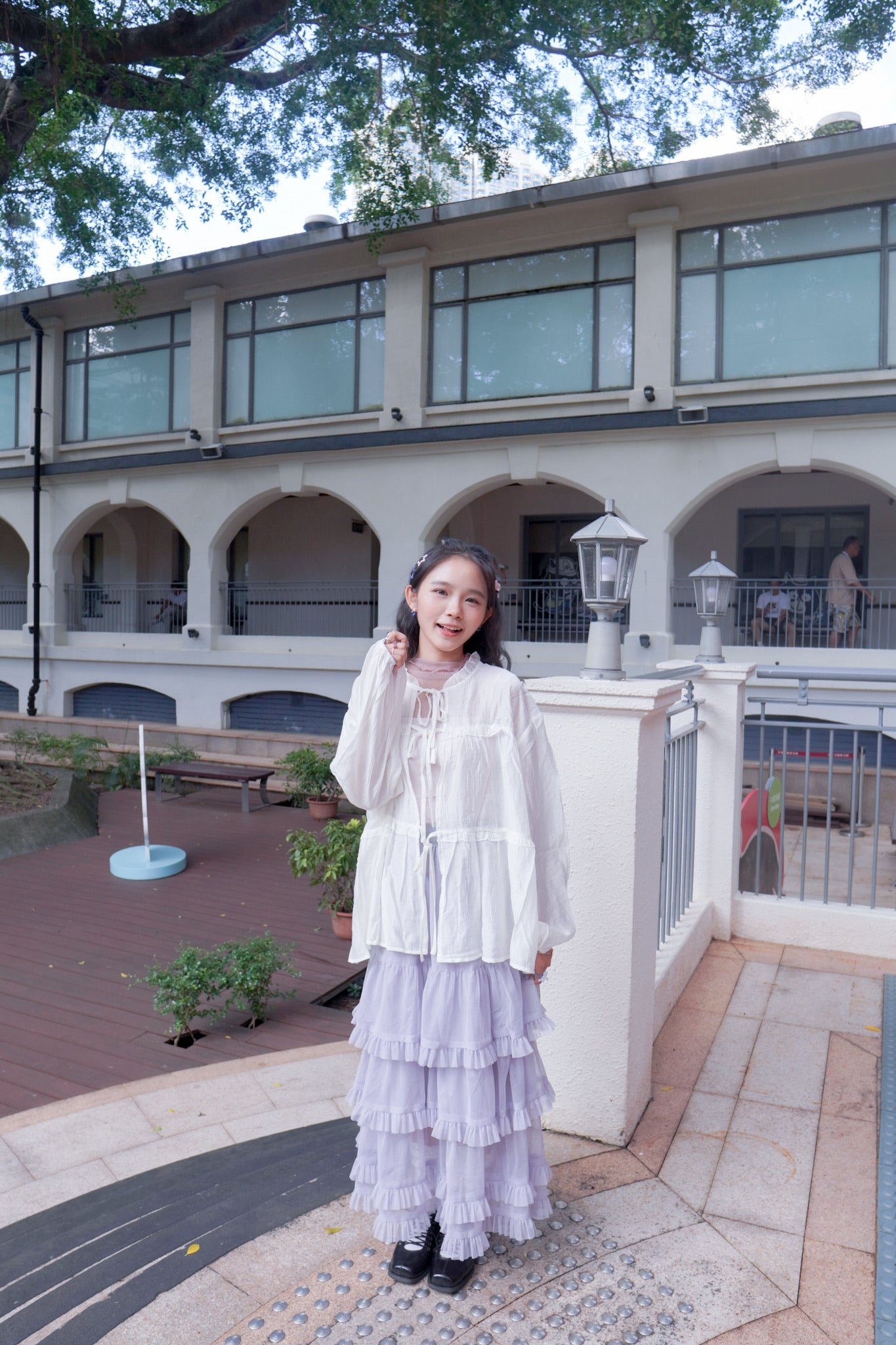 <預訂> 荷葉邊泡泡袖綁帶透紗薄外套