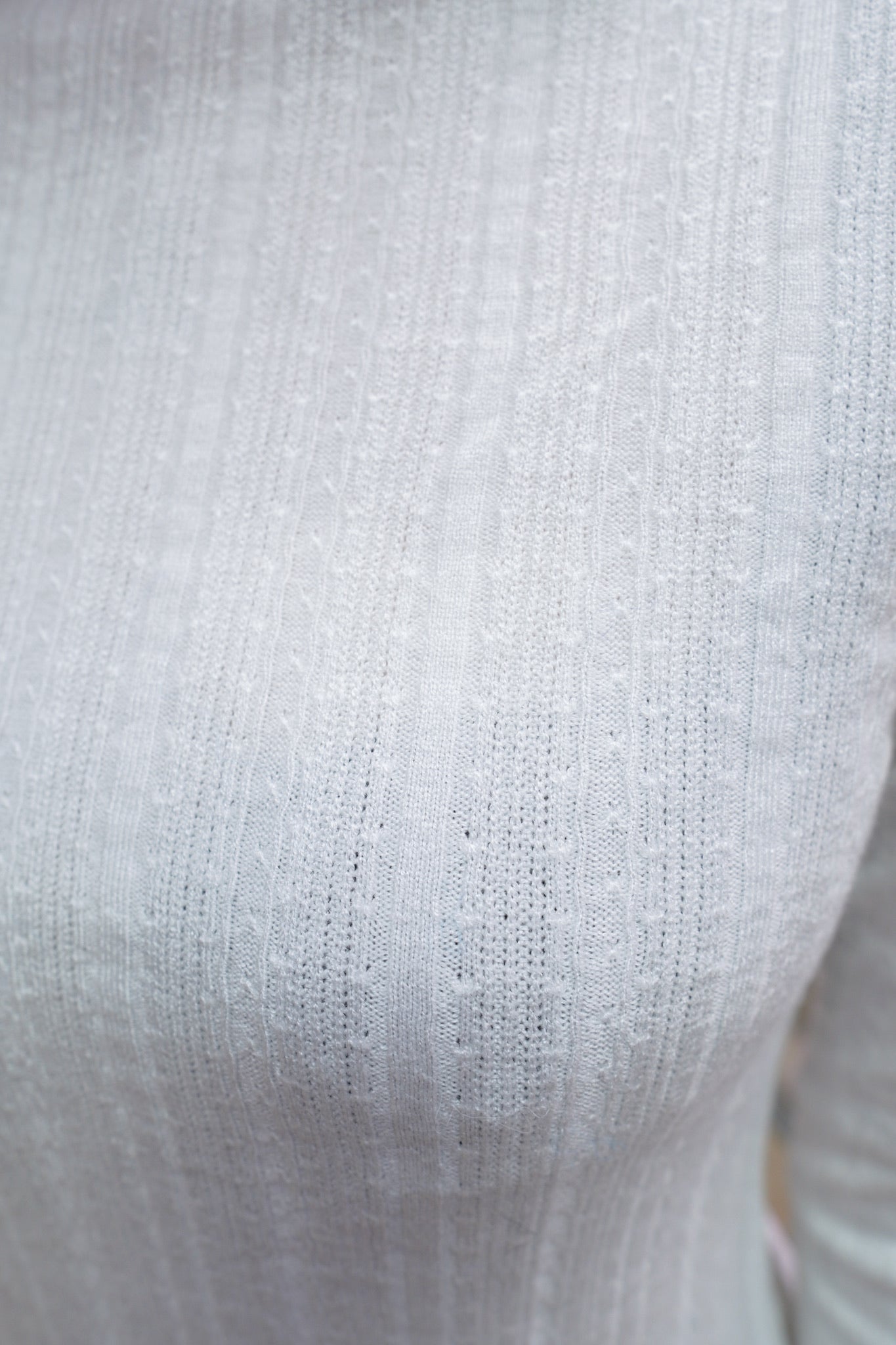 <預訂> 半高領ruffle邊傘型針織打底上衣