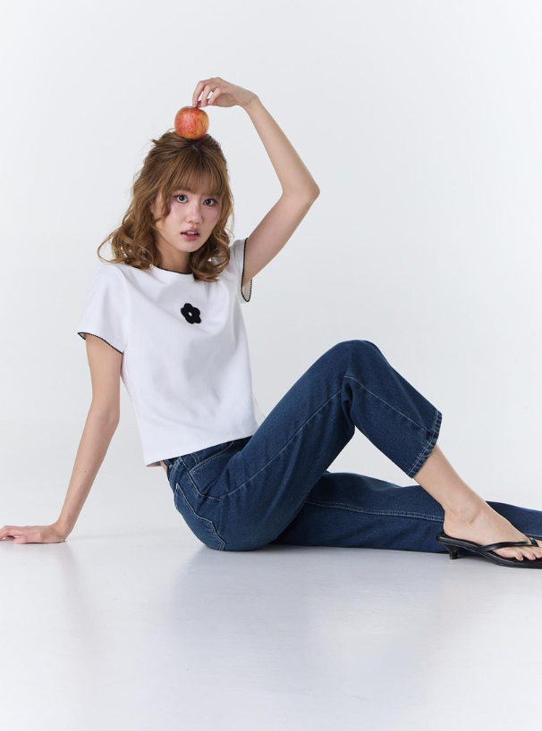 <預訂> 泰國小眾品牌🇹🇭 扇形花邊ruffle領花花小 logo Crop Tee | 五色入