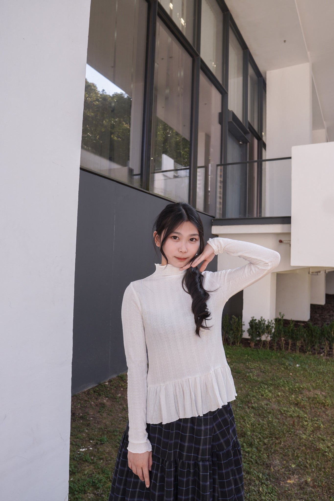 <預訂> 半高領ruffle邊傘型針織打底上衣