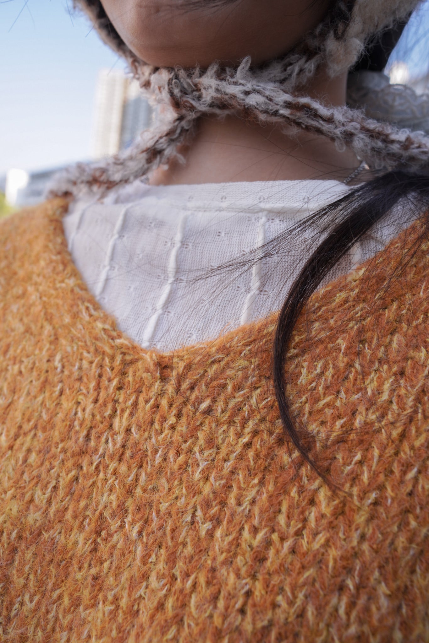 <現貨> 暗花傘型圓領條紋打底上衣