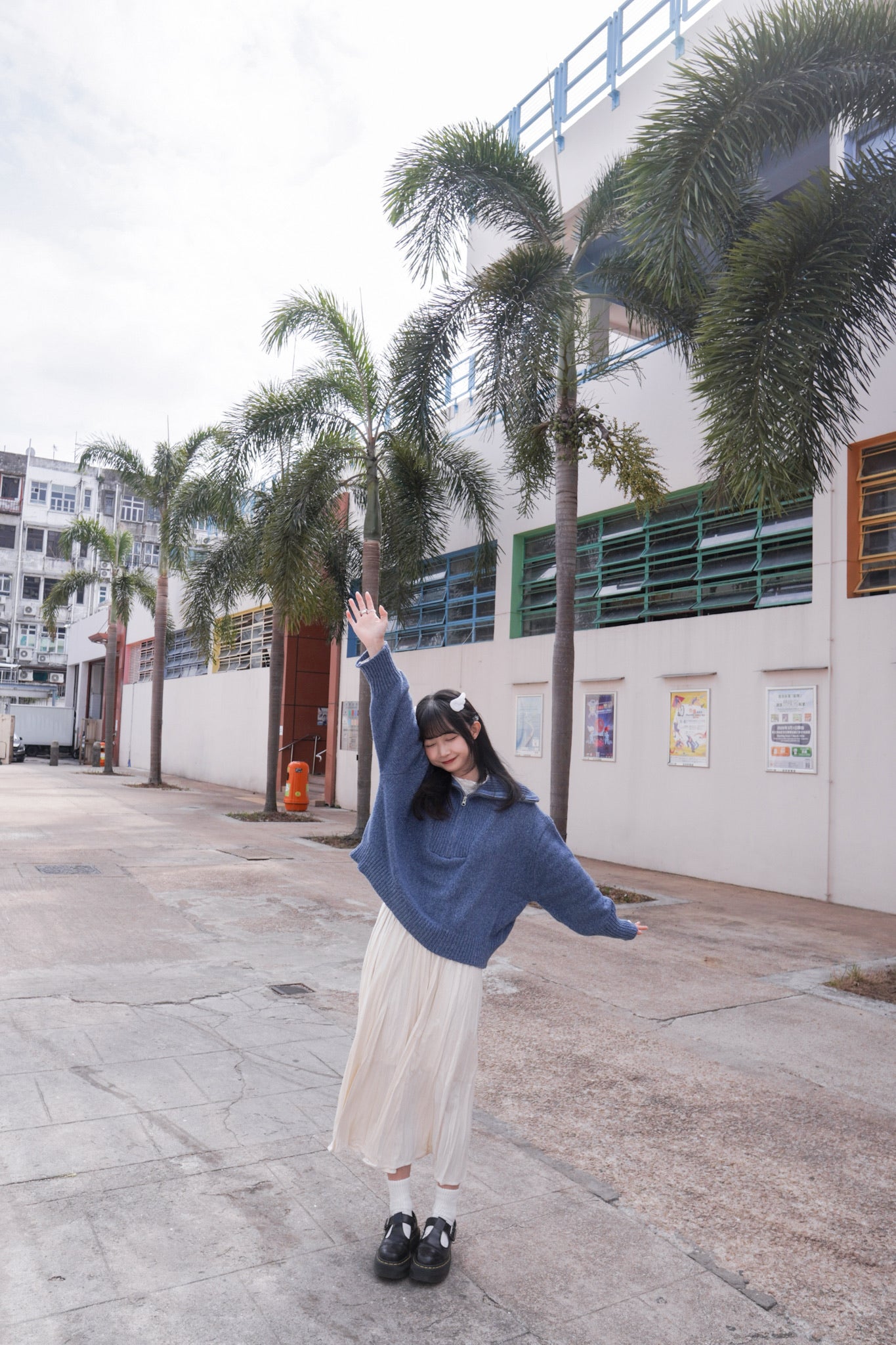 <預訂> 自家製 褶皺透明Ruffle邊立體花花高領內搭打底上衣｜兩色入