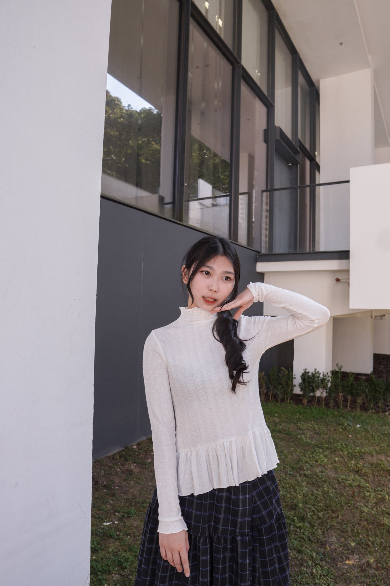 <預訂> 半高領ruffle邊傘型針織打底上衣