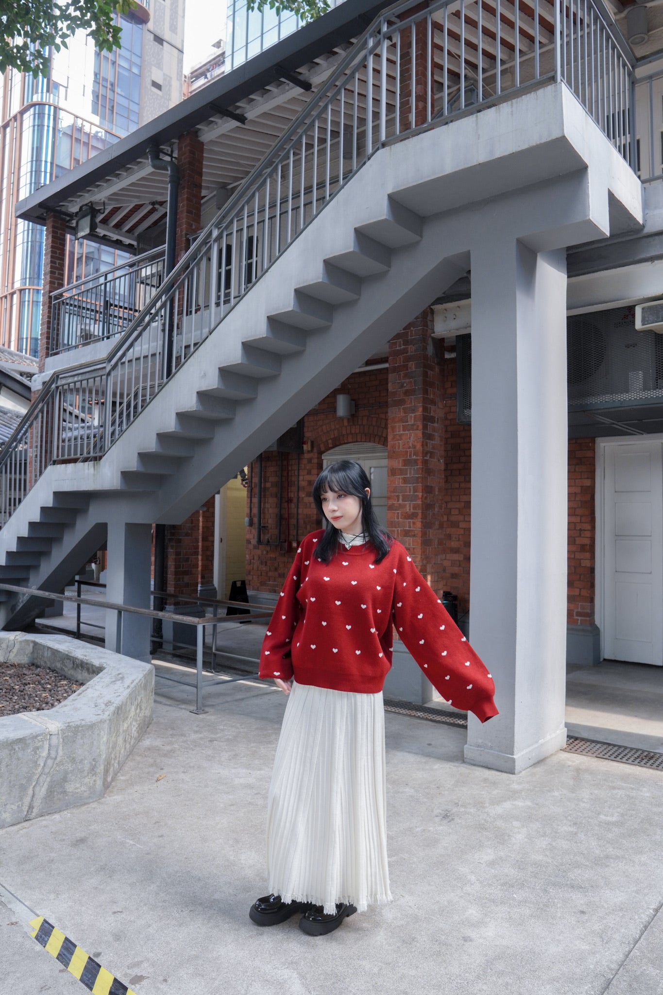 <預訂> 自家製 褶皺透明Ruffle邊立體花花高領內搭打底上衣｜兩色入