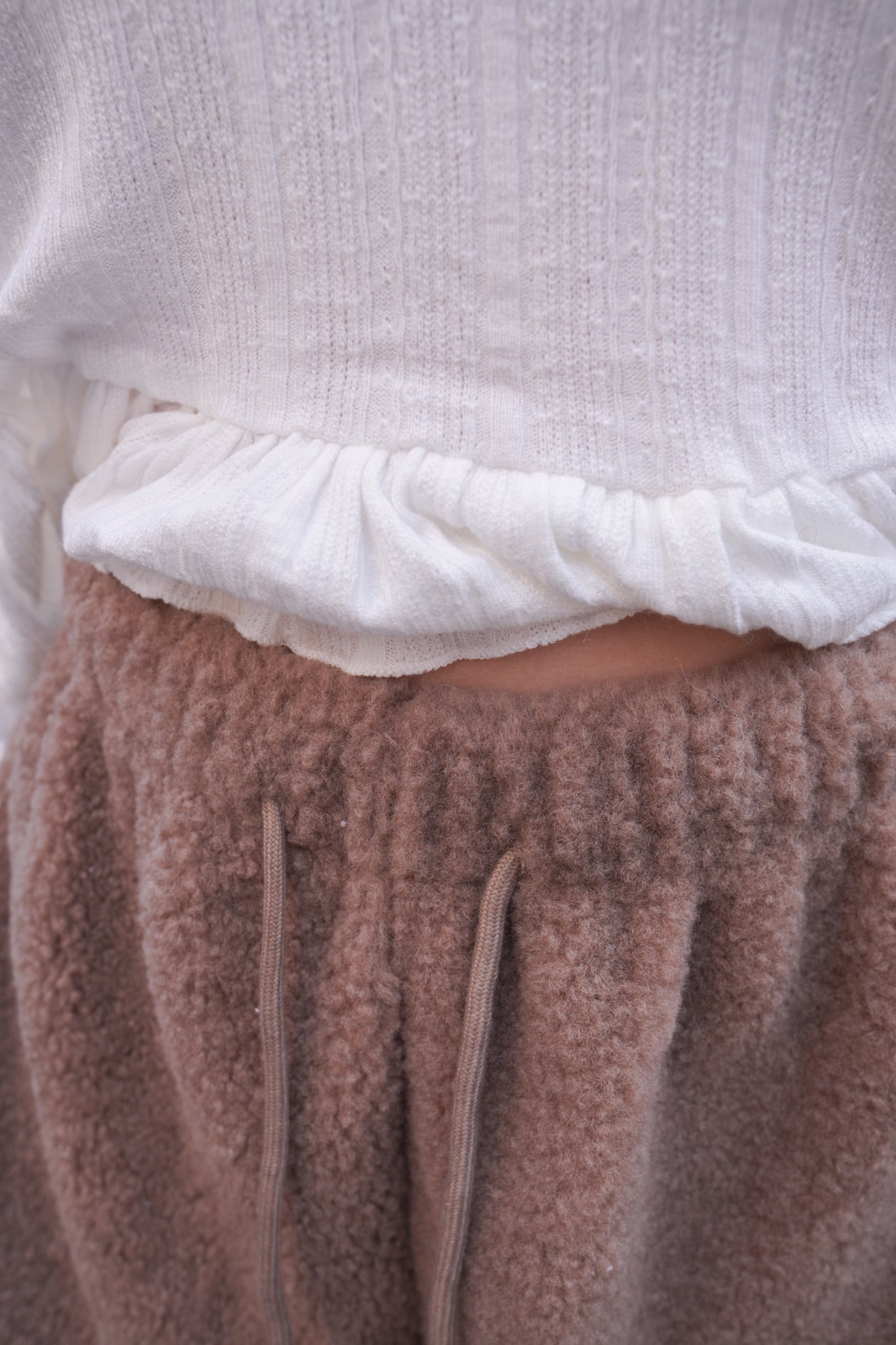 <現貨> 小熊高腰ruffle邊毛絨短褲