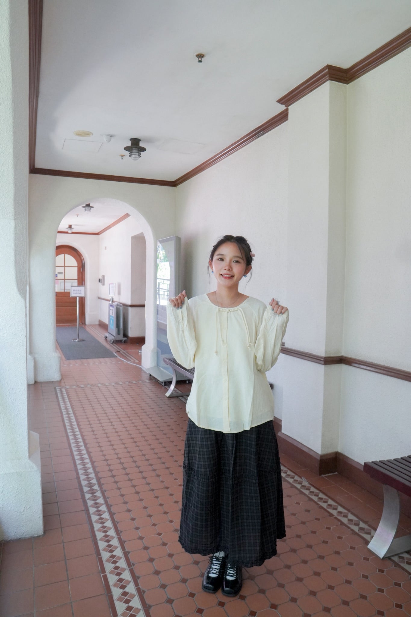 <預訂> 自家製 肌理紋鈕扣長袖裇衫