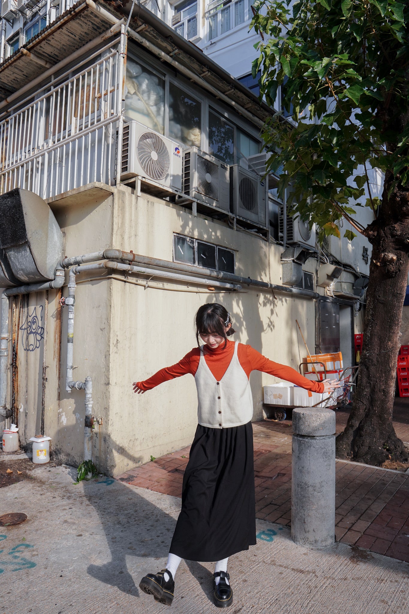 <現貨> 簡約針織v領鈕扣馬甲背心｜兩色入