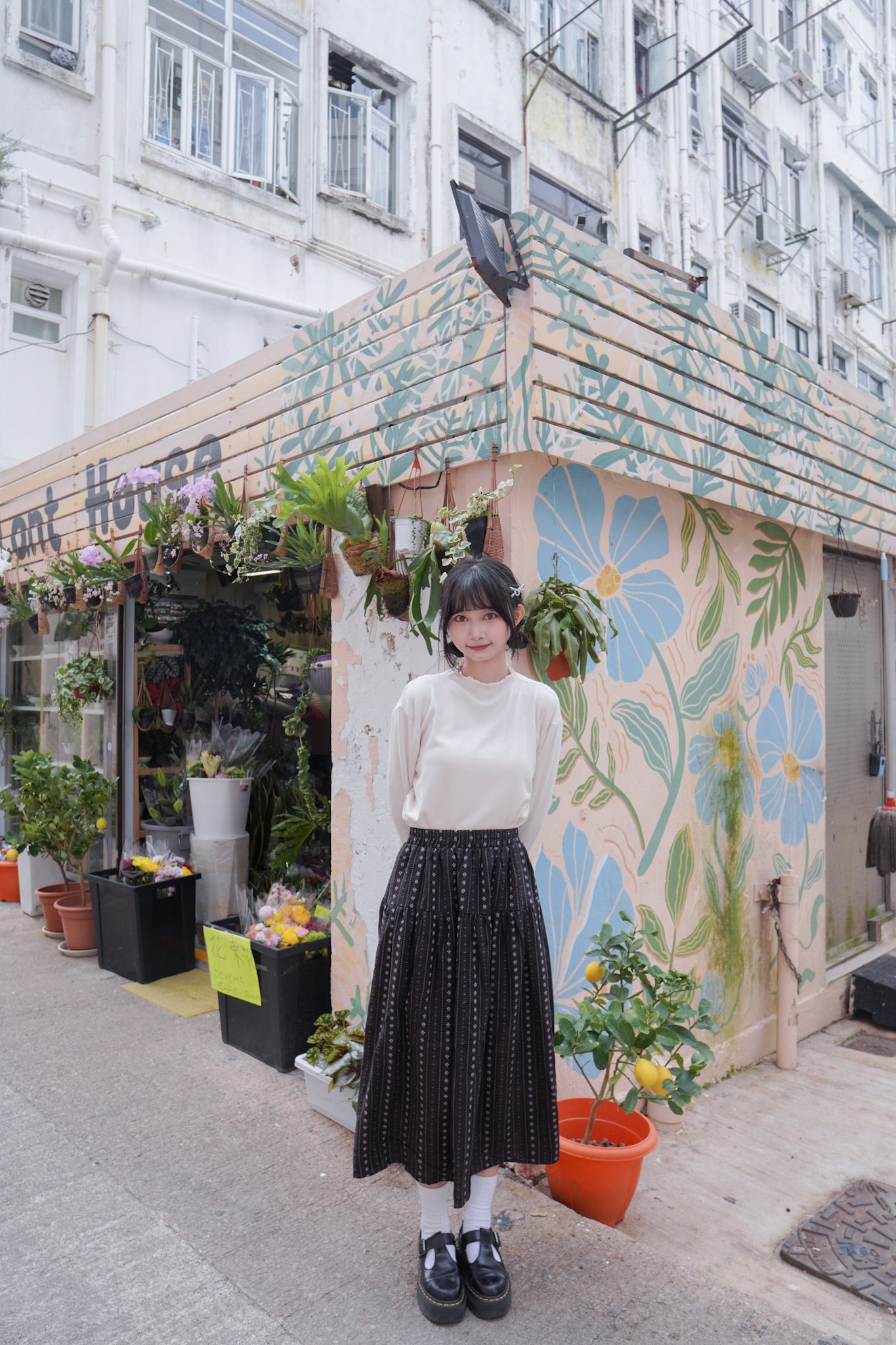 <現貨> 自家製 超厚實! ruffle邊半高領純色內搭上衣｜三色入